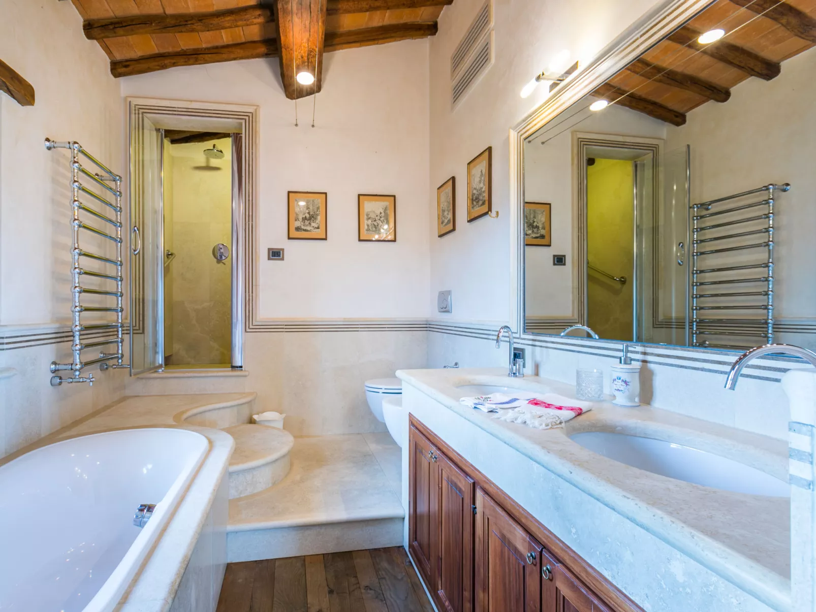 Casa Padronale-Drinnen