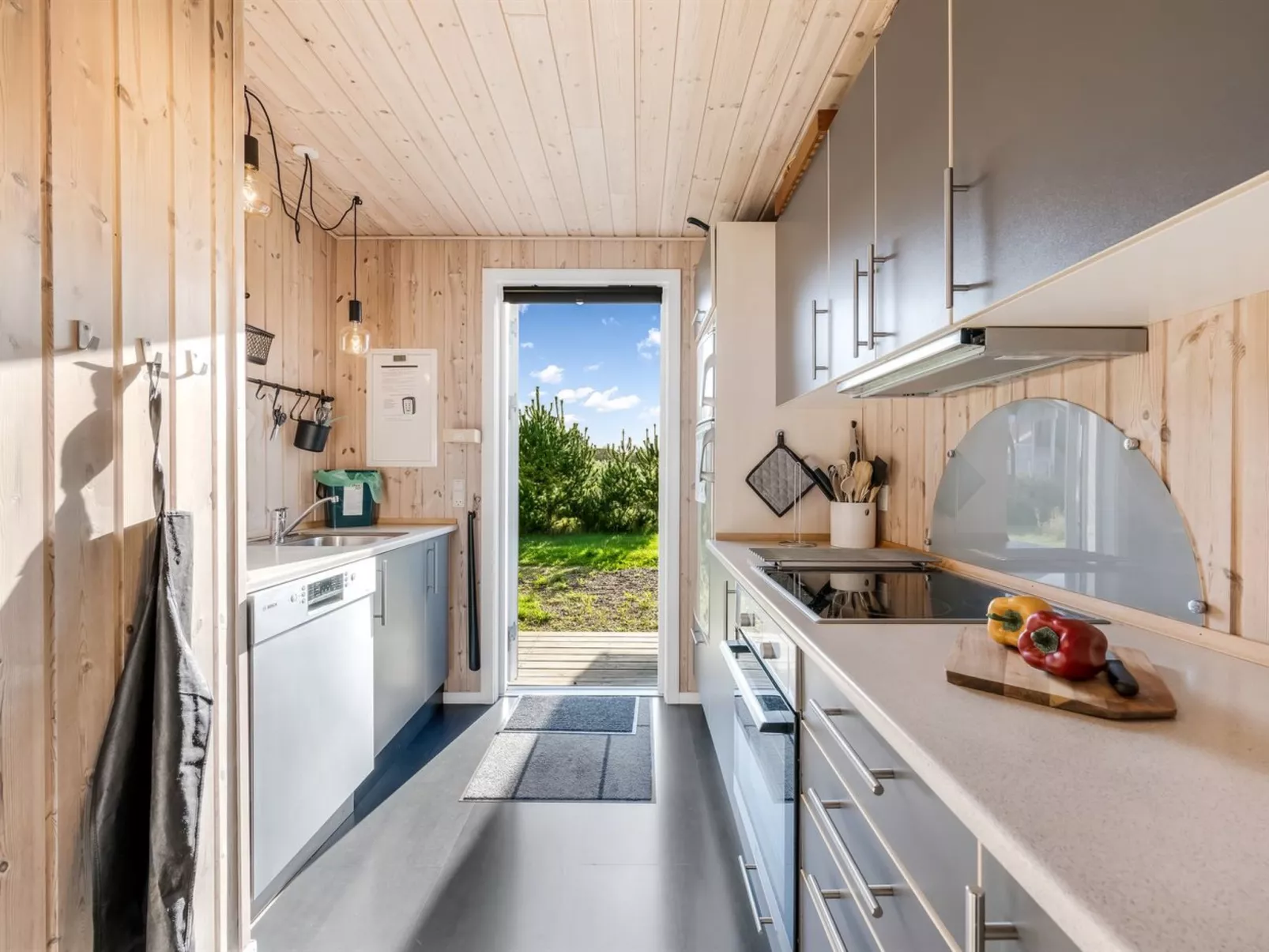 "Kanerva" -  from the sea-Inside