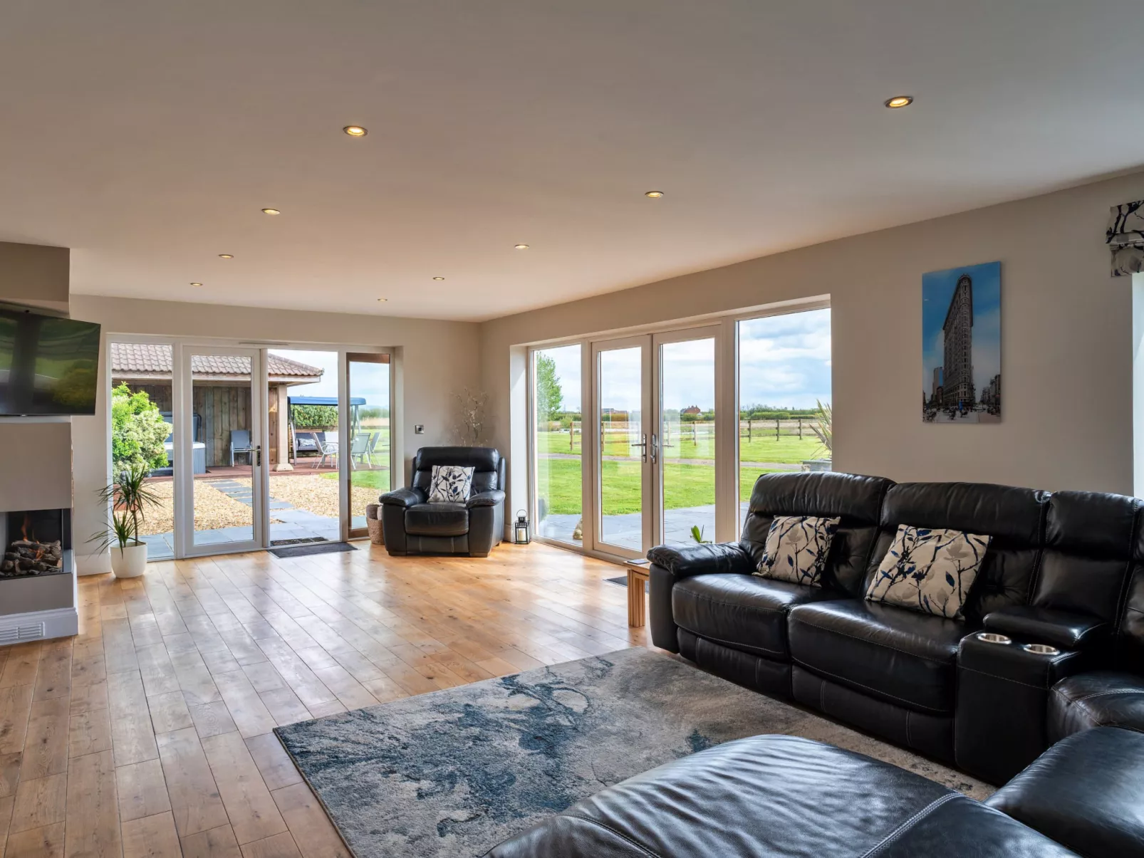 Stone Bow Farmhouse-Inside