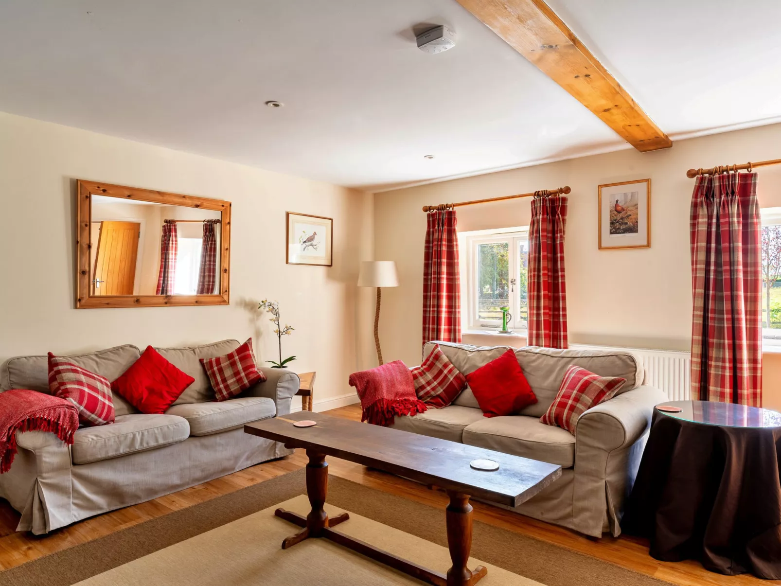 The Old Granary-Dedans