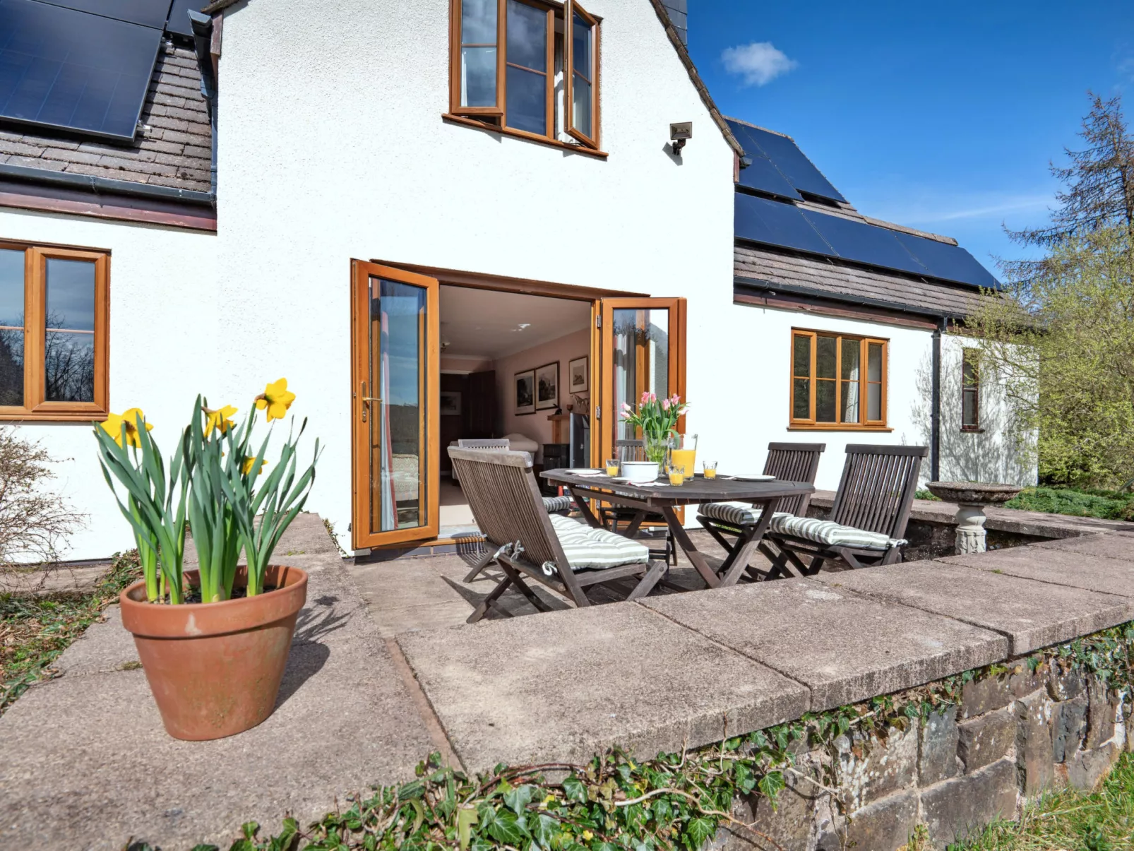 Cwmfron House-Dedans