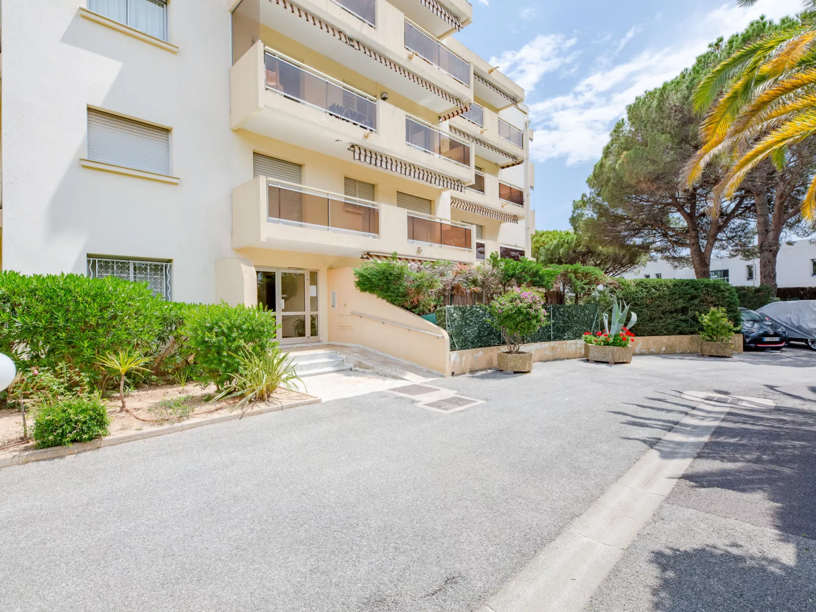 Les Jardins de Phebus-Outside