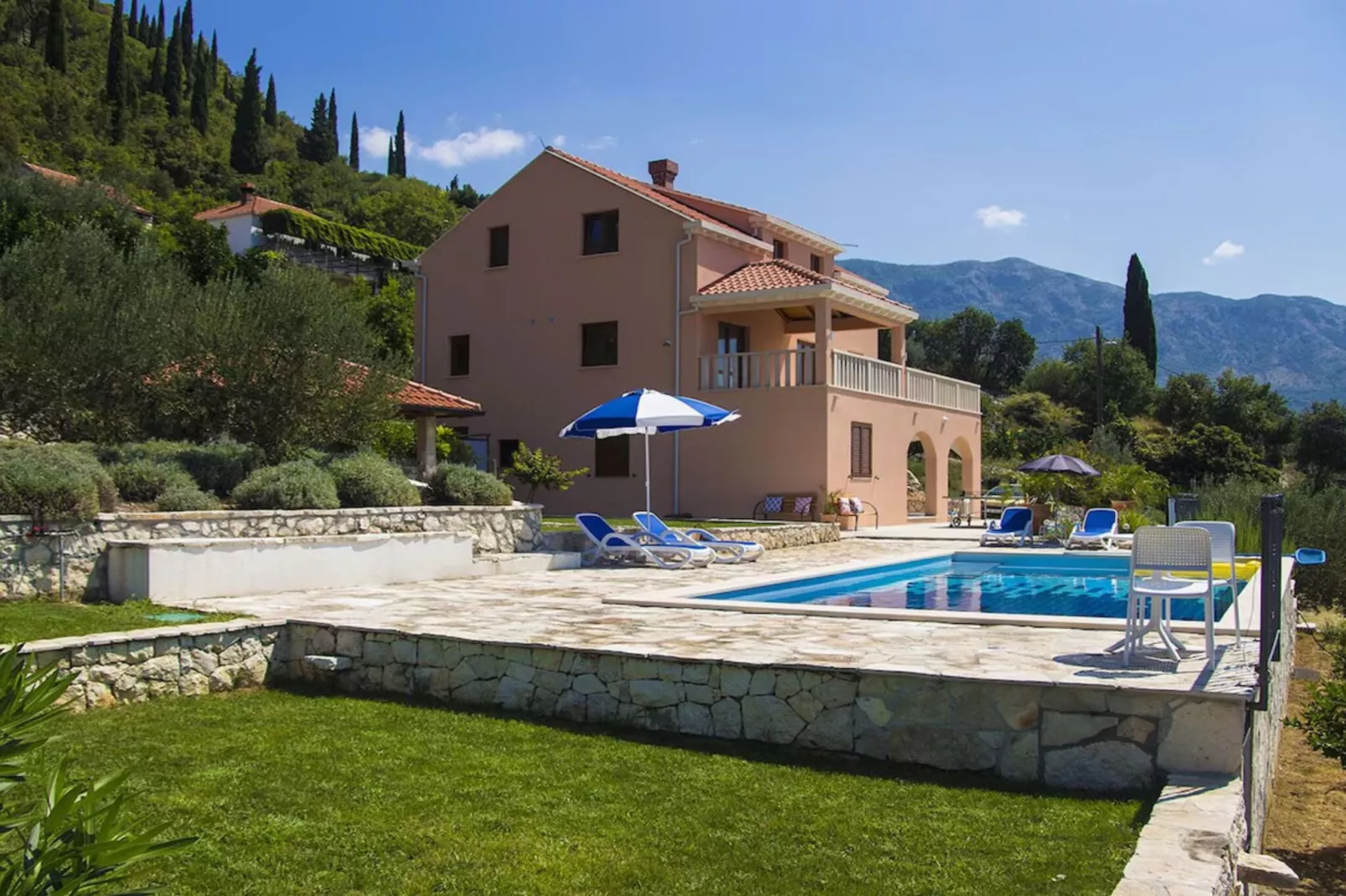 Villa Oliva - Two Bedroom Villa with Terrace and Swimming pool-Aussicht