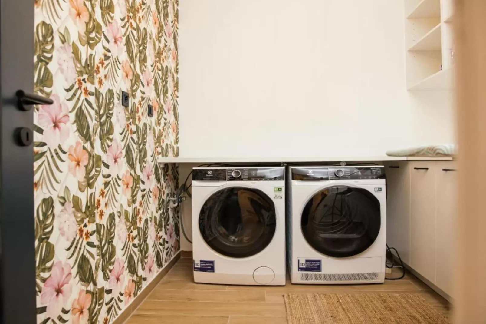 Luxury Villa Lara with Heated Pool, Hot-Tub and Sauna - Six Bedroom Villa with Pool-Bathroom