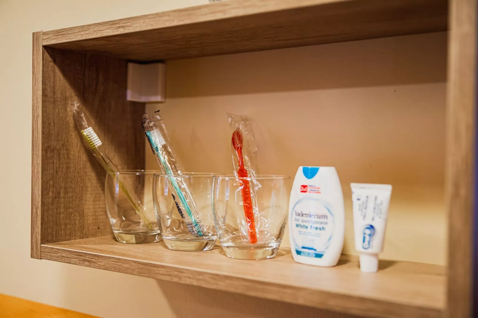 Elegant and Stylish Retreat Apartments with Terrace - Two Bedroom Apartment with Terrace-Salle de bain