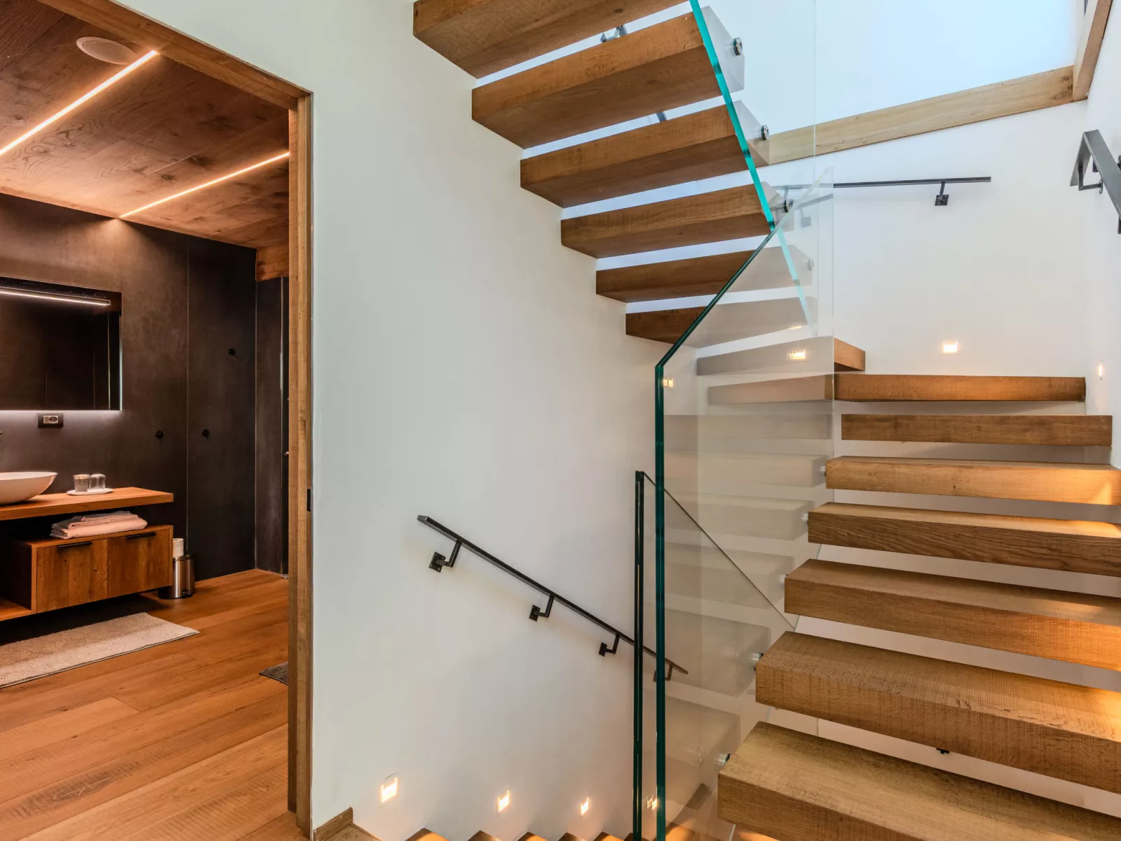 Woodhouse Domaso-Dedans