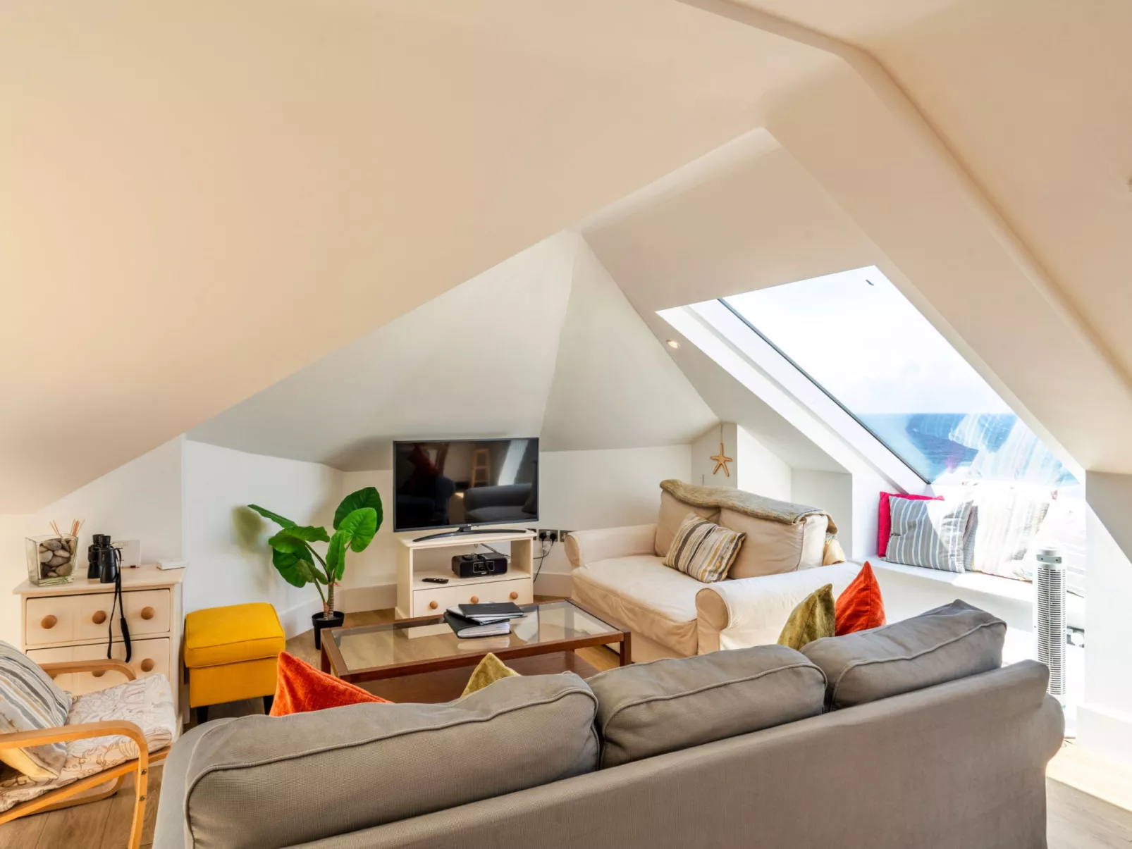 Ocean Lookout-Drinnen