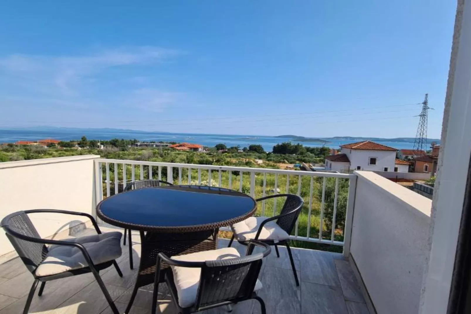 Apartment with One Bathroom-Terrace balcony