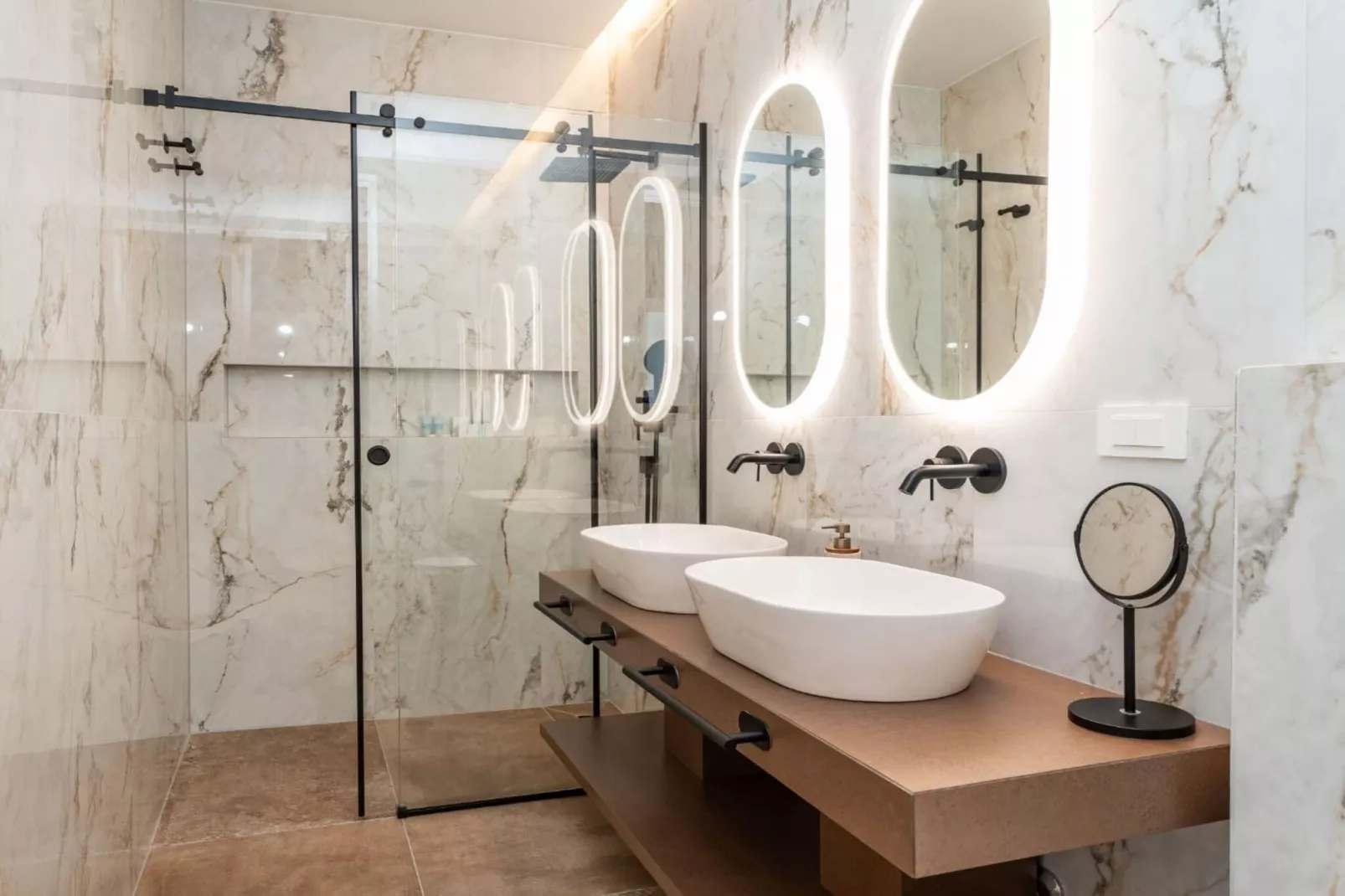 Holiday Home Good Life-Badezimmer