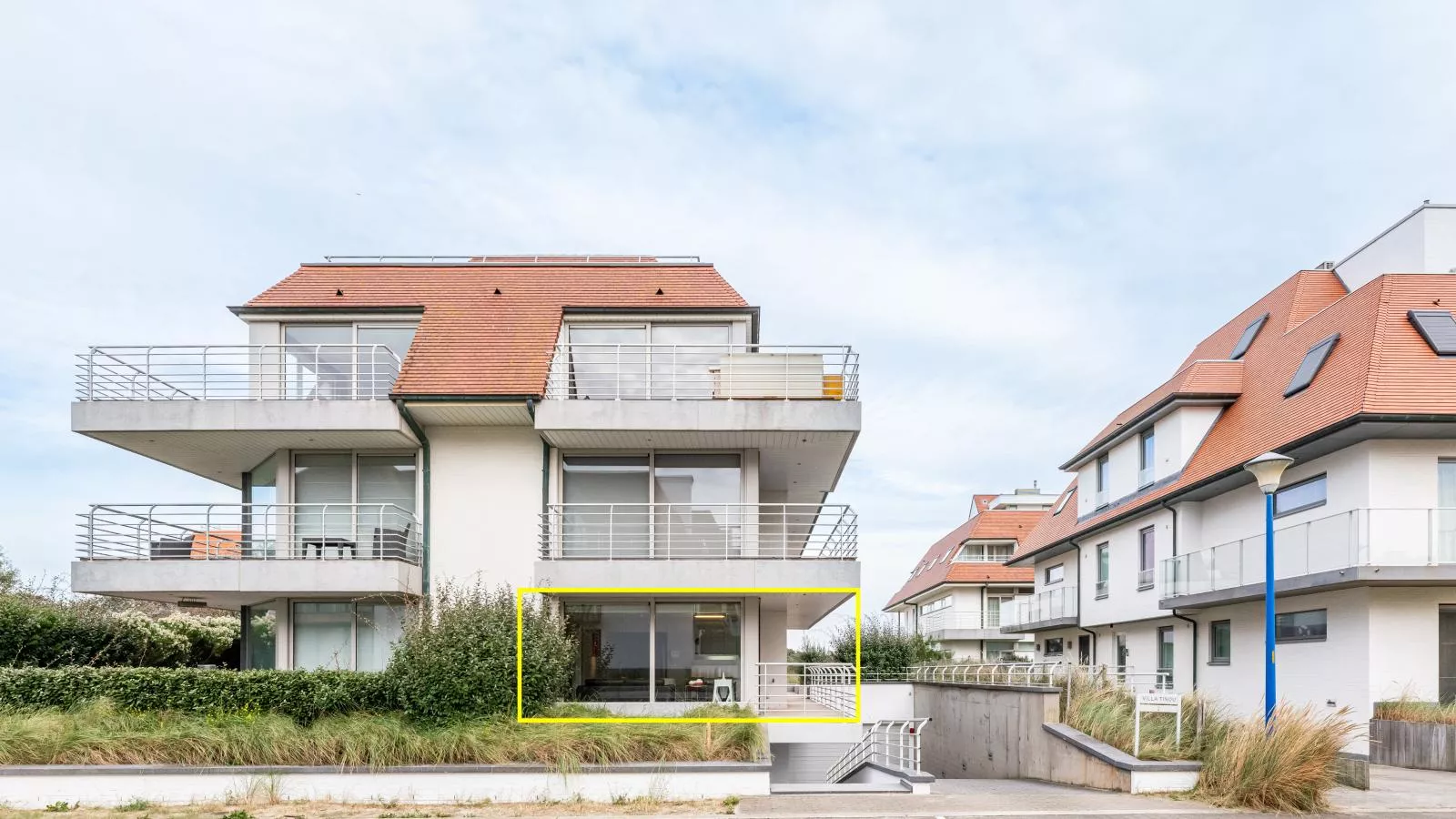 Tinou Gelijkvloers-Exterior in summer