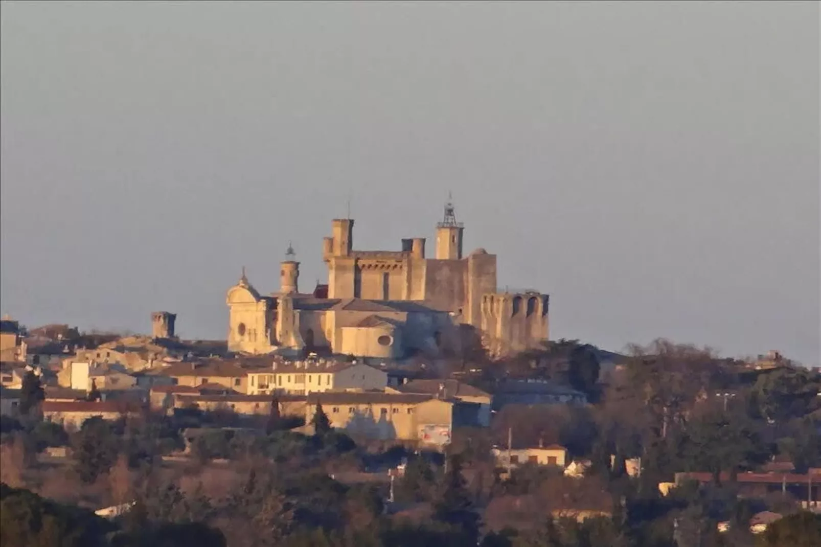 Chez Vous à Uzès-Gebiete Sommer 5 km