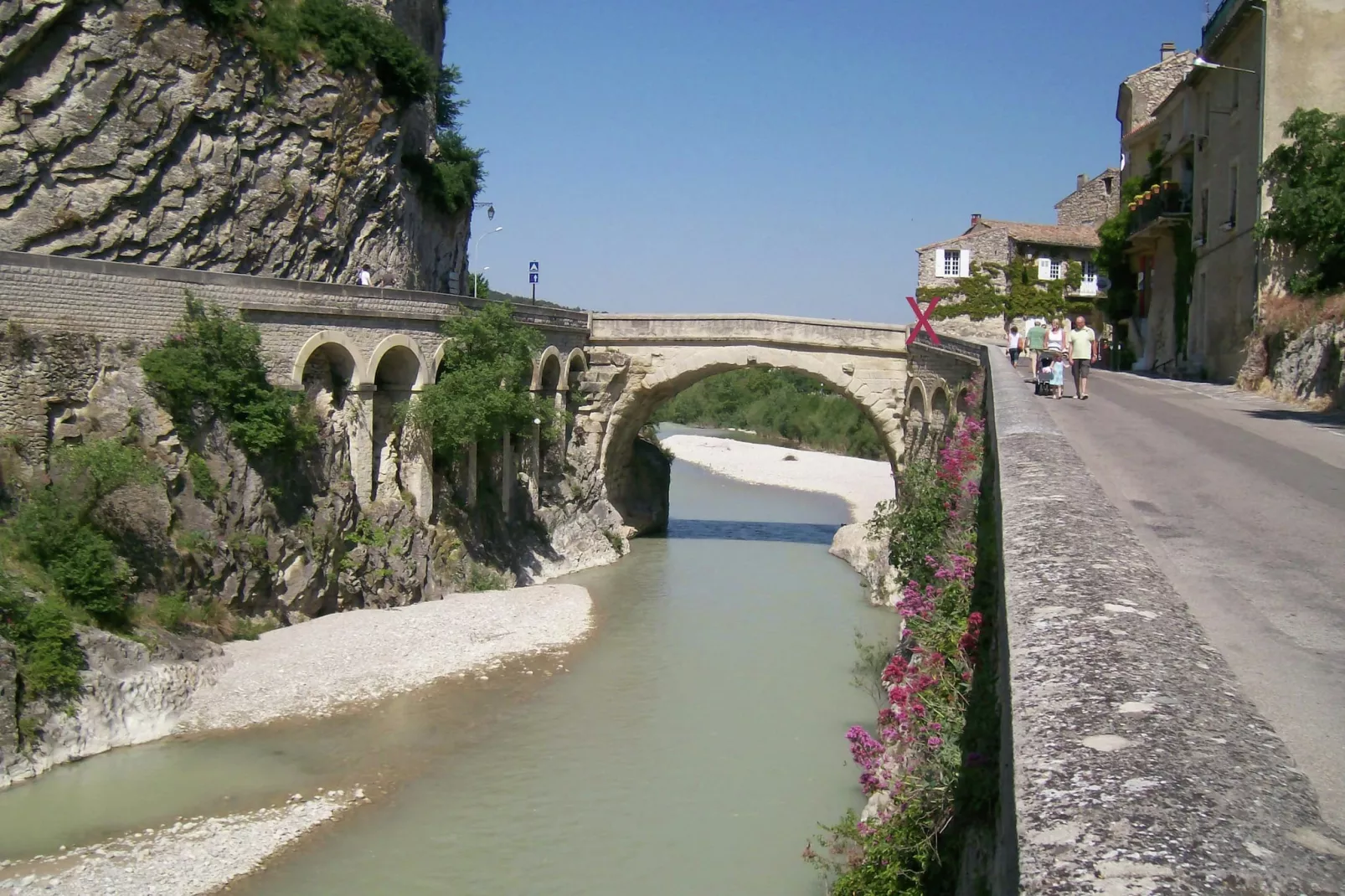 Belle maison de vacances avec piscine privée-Zones été à 20 km