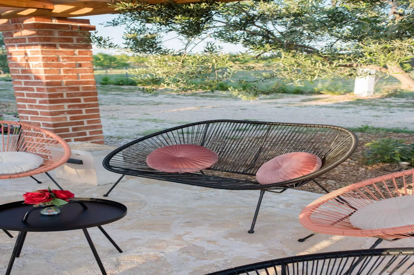 Authentic Villa Storia-Terrasse / balcon