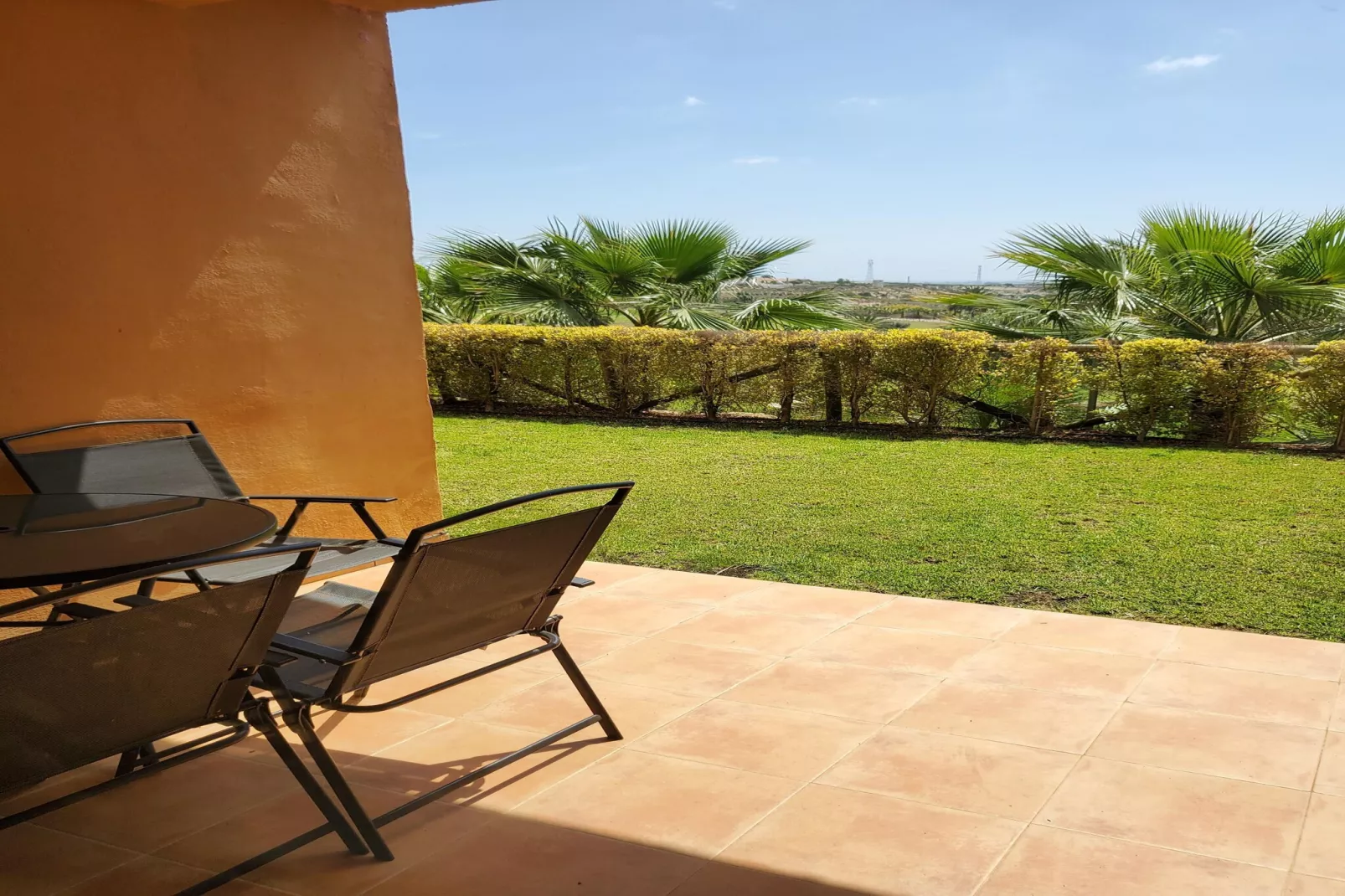 CT 347 AL - Faro's Gardenapartment - Valle del Este-Jardins en été