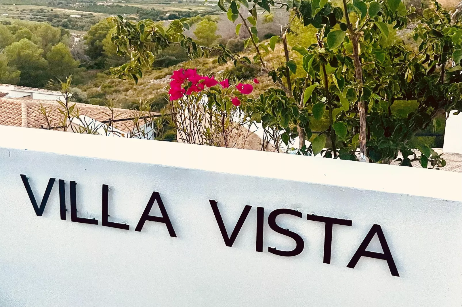 Villa Vista Pedreguer-Exterior in summer