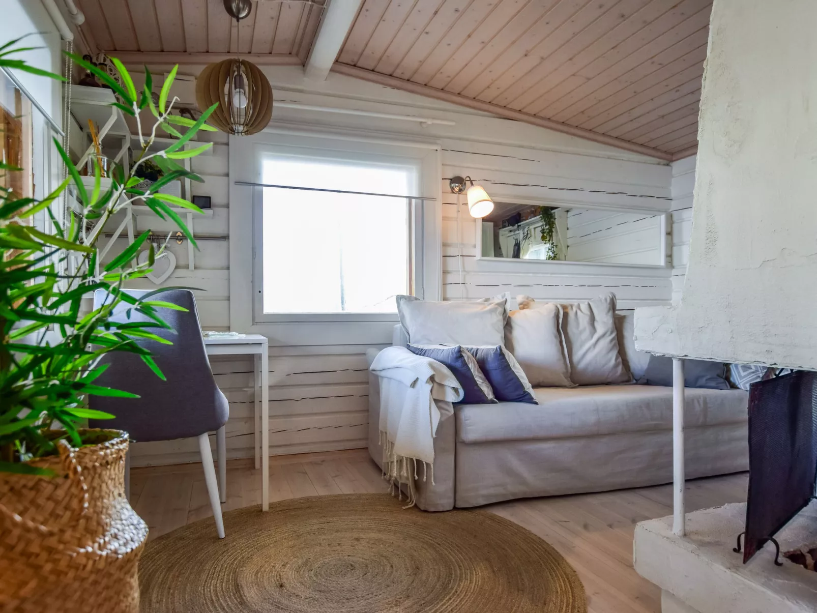 Villa lokinkärki-Dedans