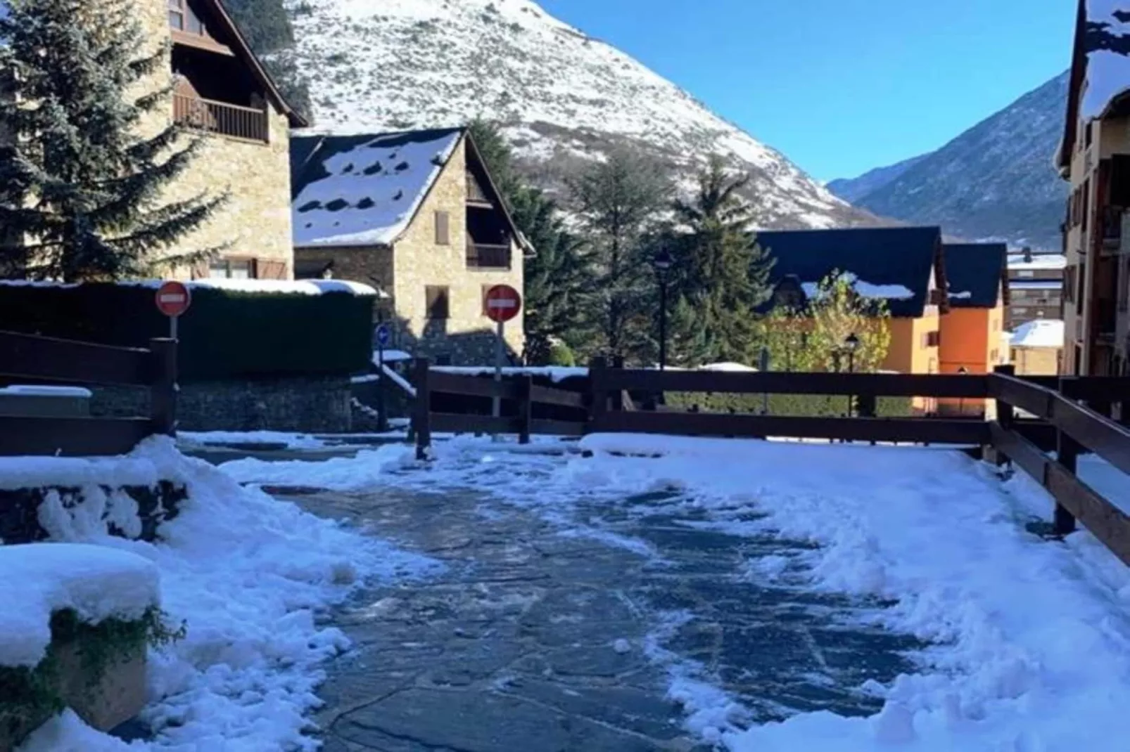 3311-Vielha-Zones hiver à 1 km