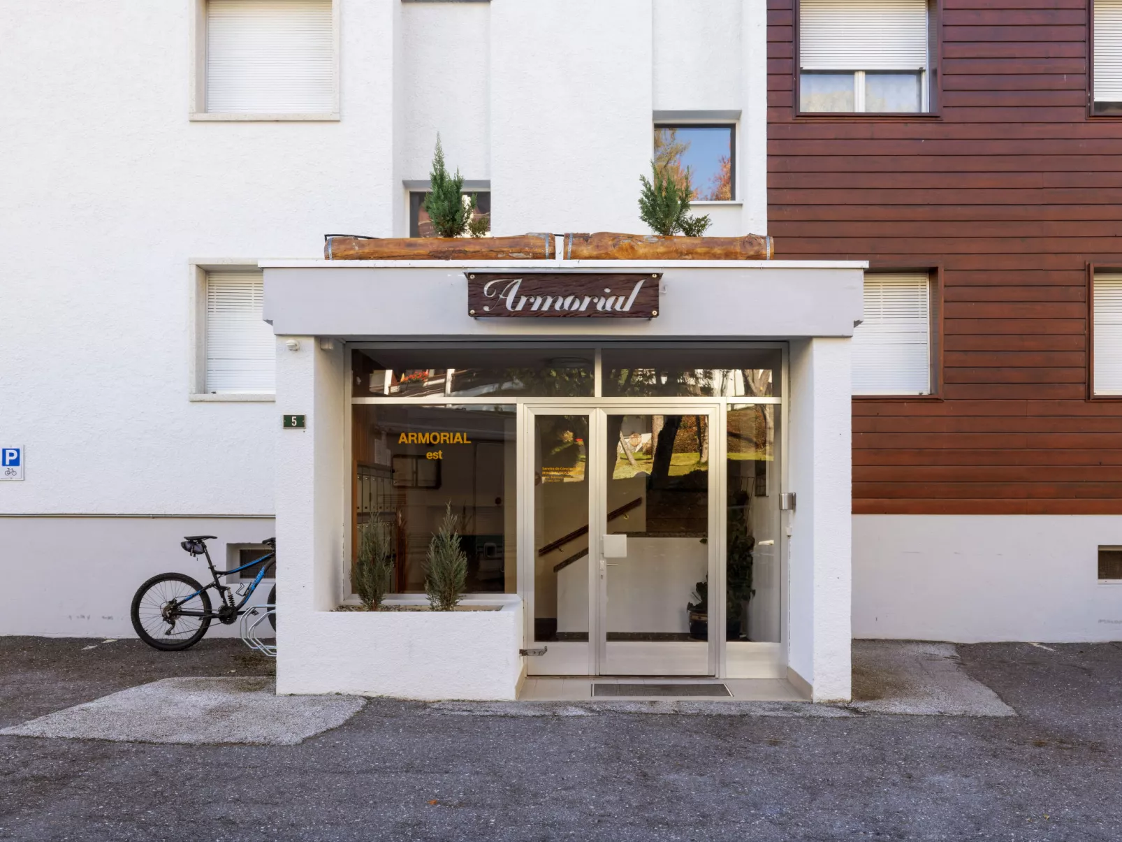 Armorial Ouest 51-Dehors