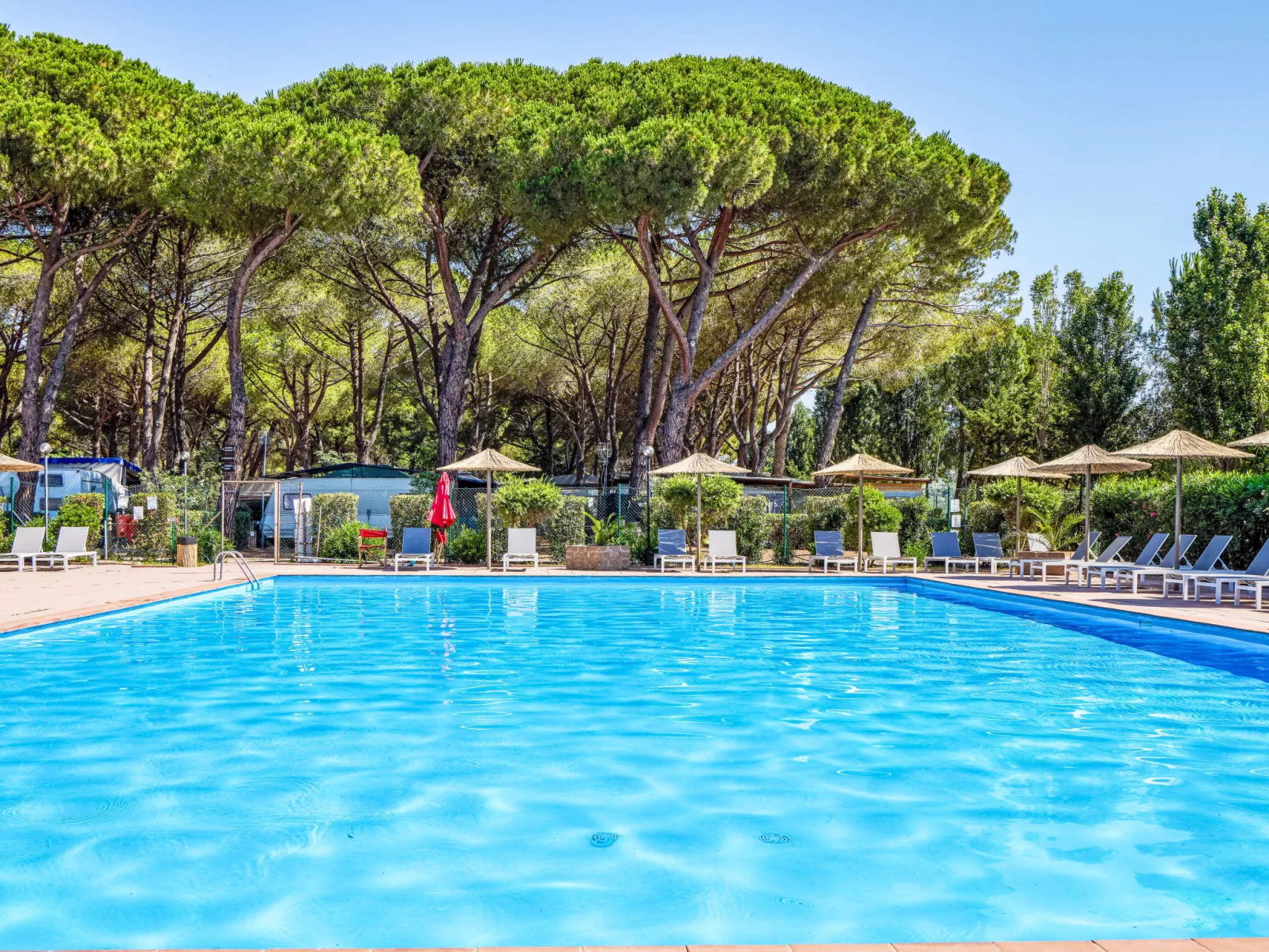 Costa D'Argento-Outside