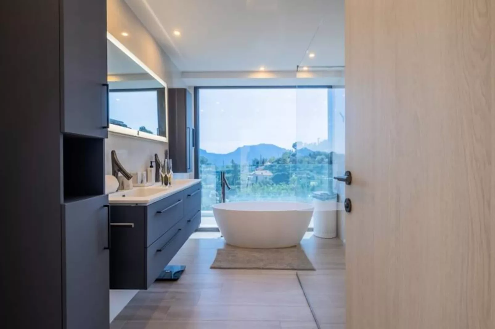 Résidence Maison D'architecte Avec Piscine Chauff&eacute;e & Sublime Vue Mer-Non tagué