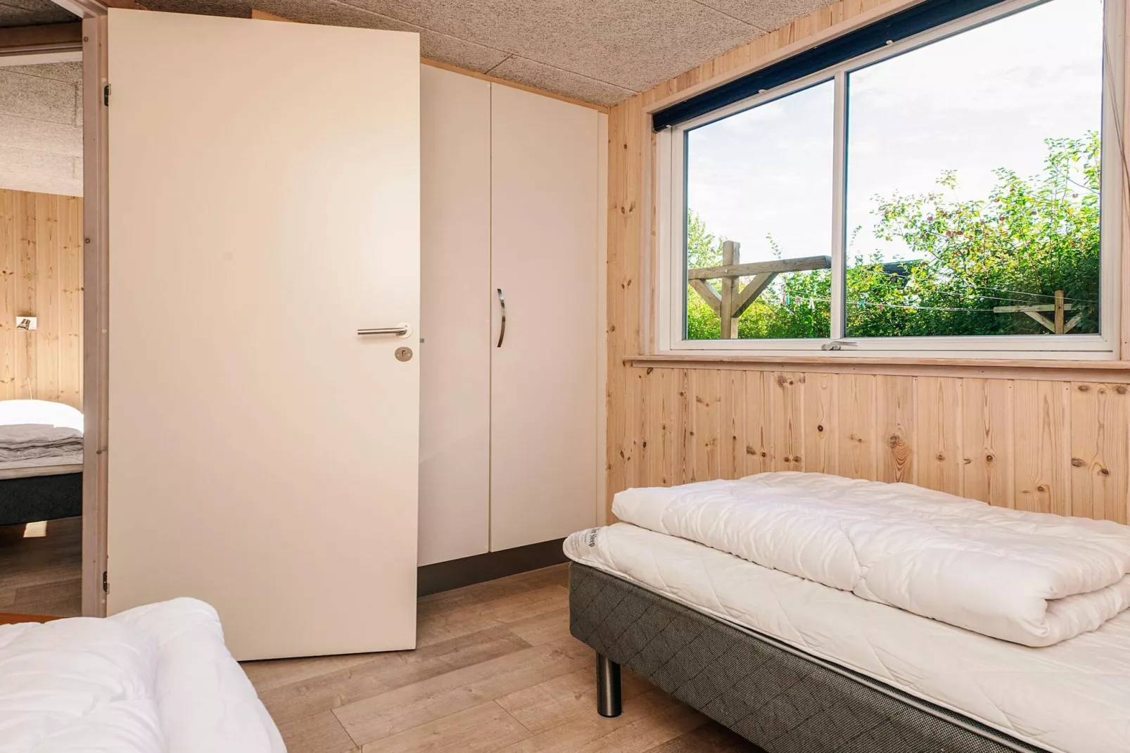 16 person holiday home in Glesborg-Indoor