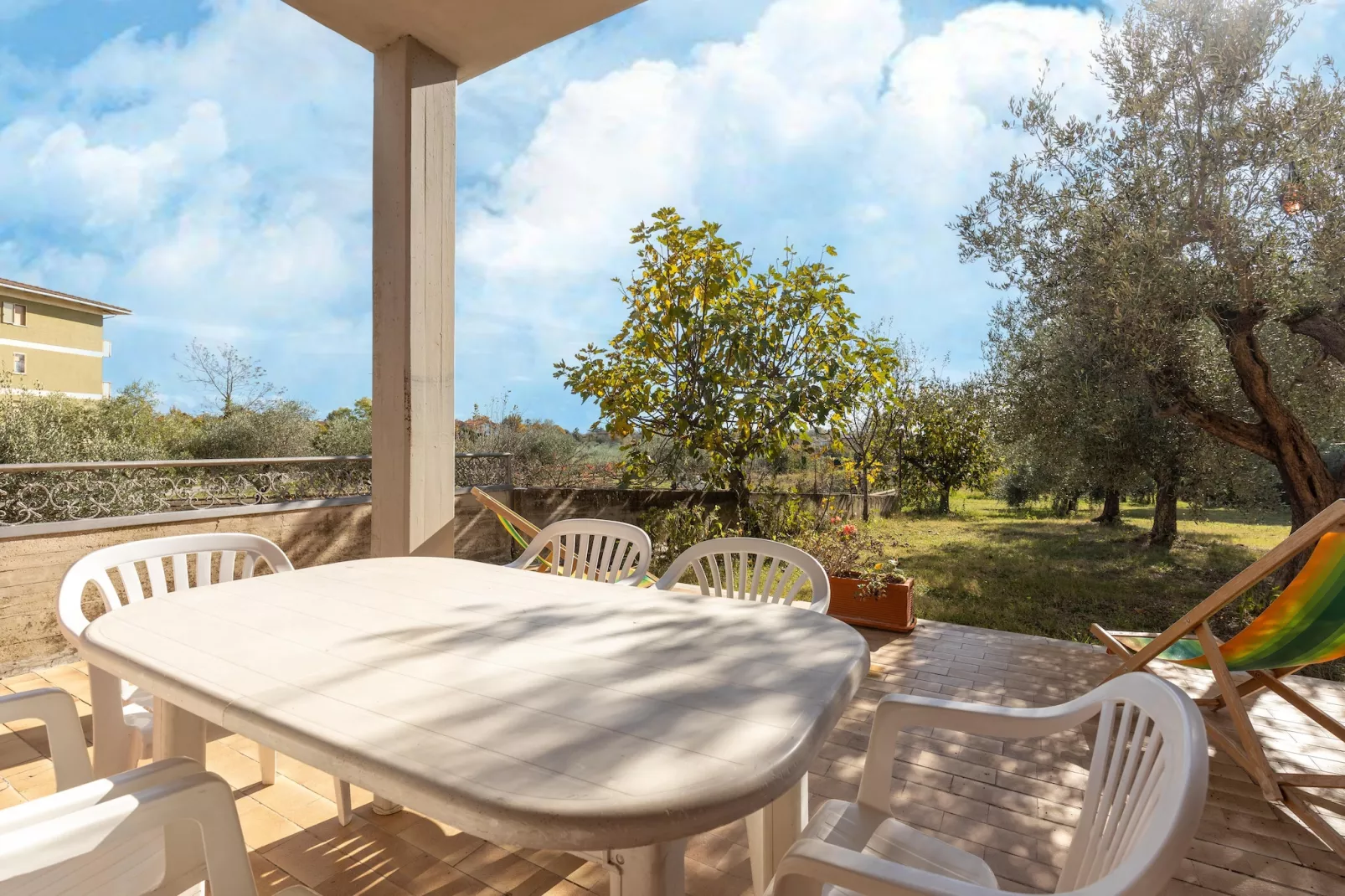 Casa Tommaso - Quadri P T - 8 pax