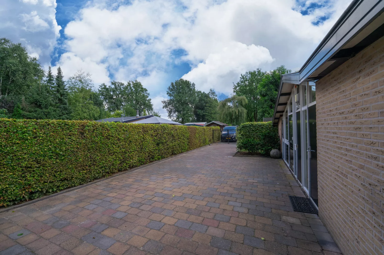 't Voortsche Boshuys-Areas within 1km in summer