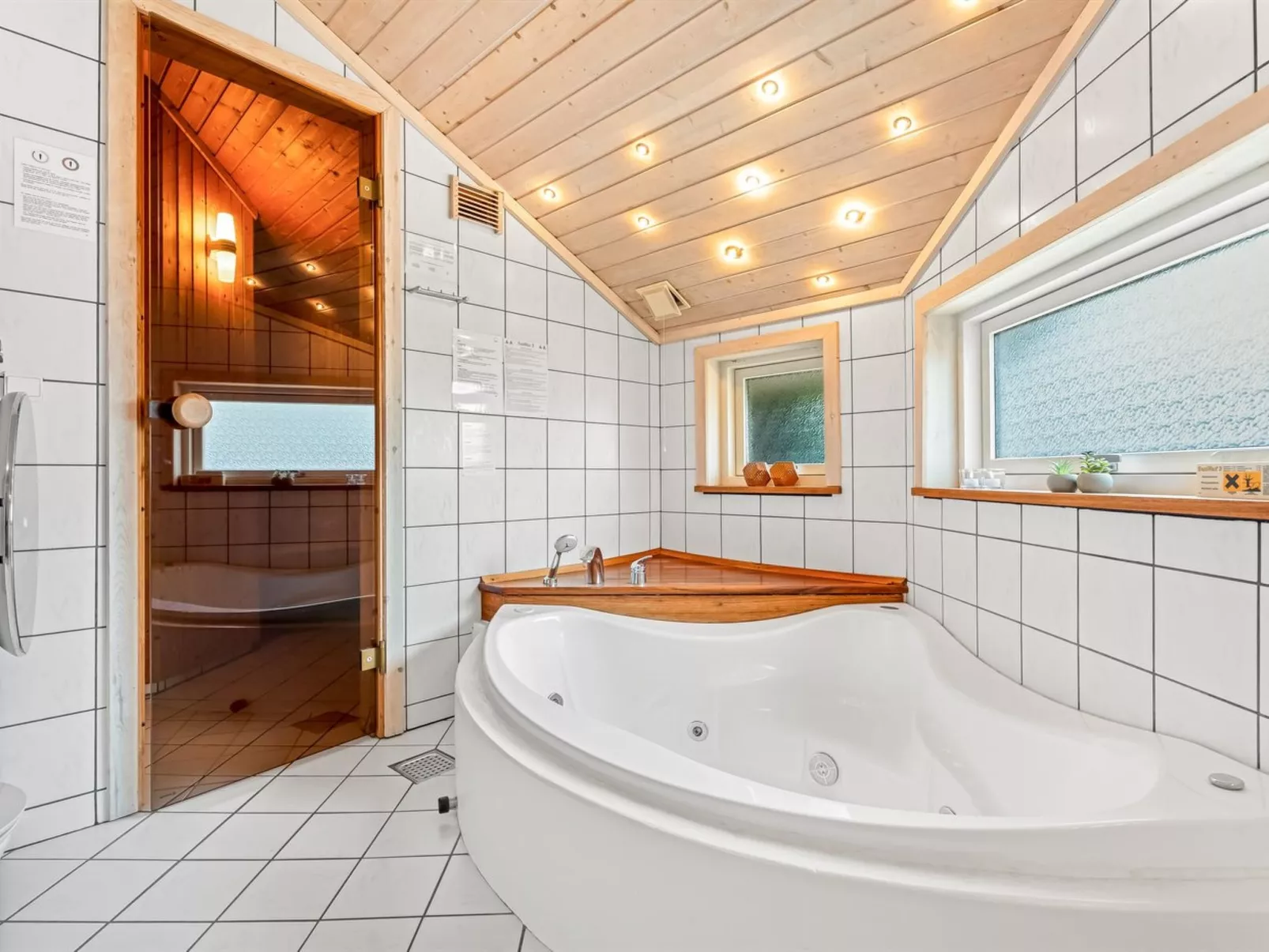 "Egino" - 1km from the sea-Inside