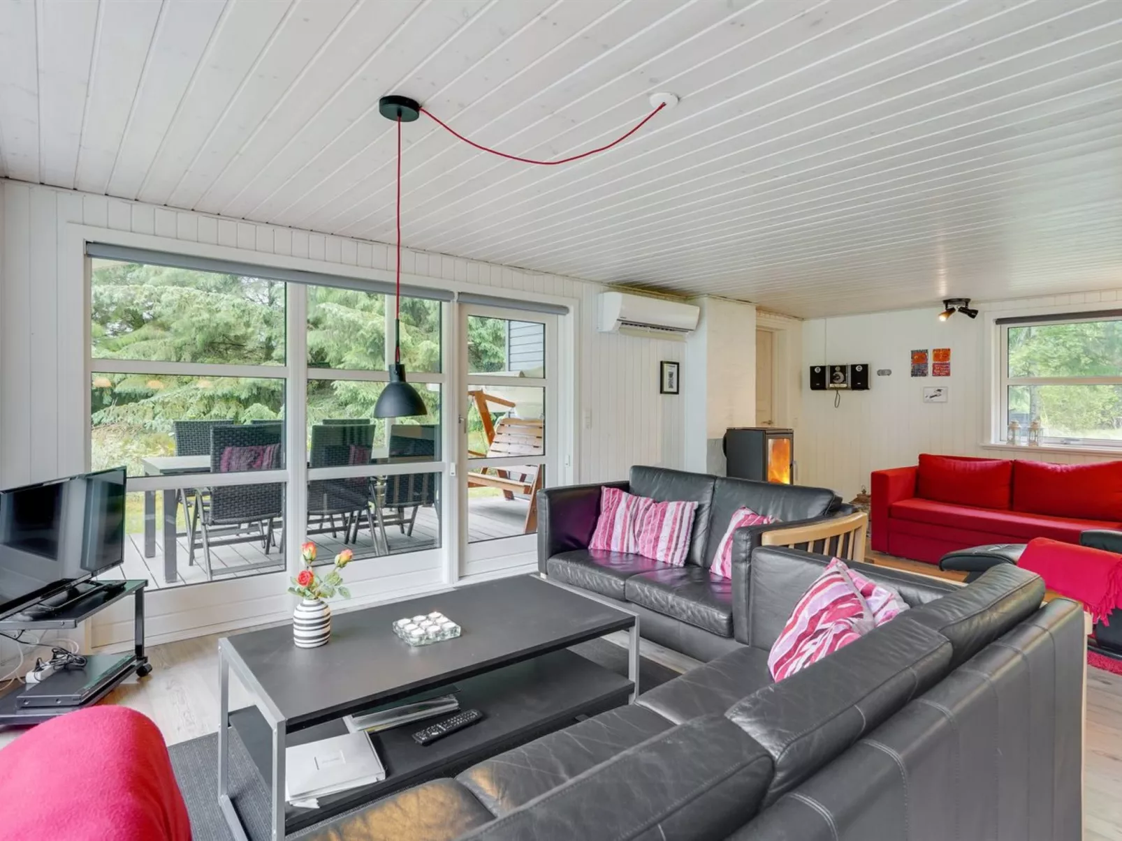 "Dorete" - 2.2km from the sea-Inside