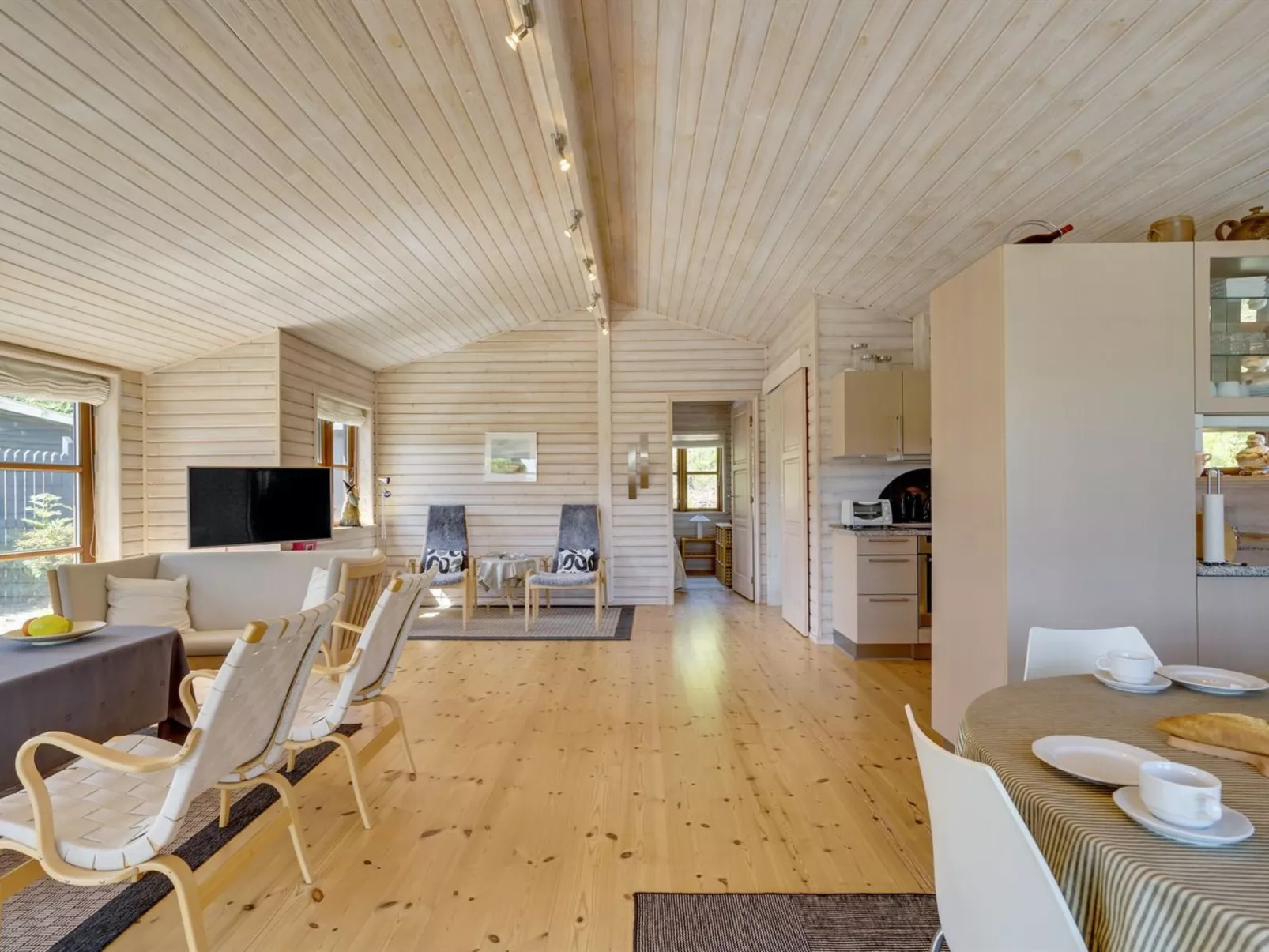 "Øthkil" - 93m from the sea-Dedans