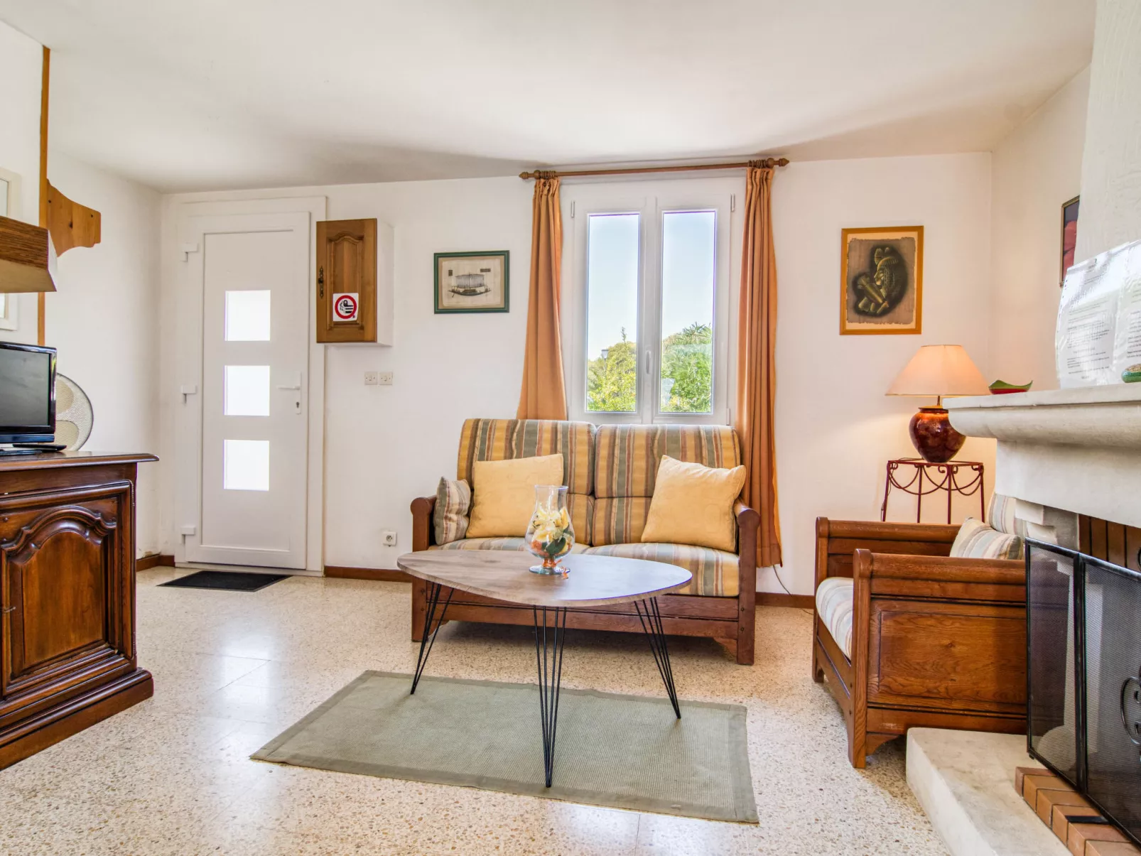 Les Hauts de Palayson-Inside