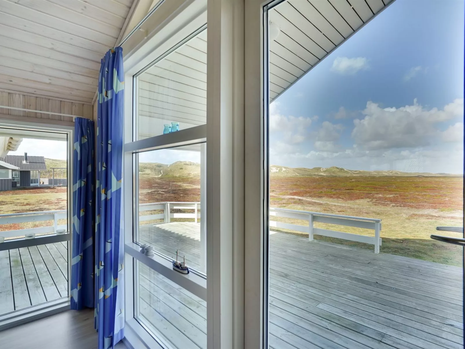 "Zaga" -  from the sea-Dehors