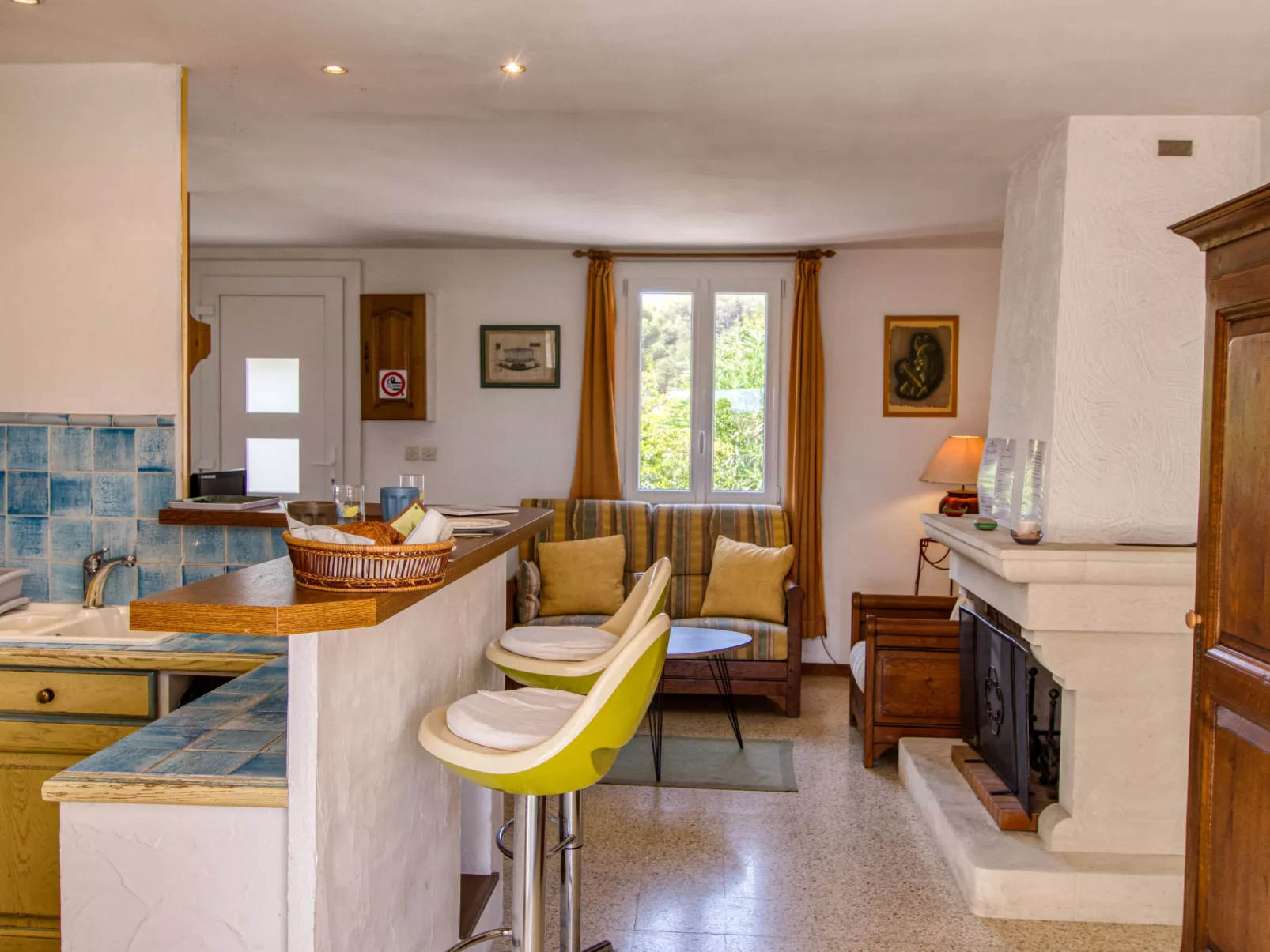 Les Hauts de Palayson-Inside