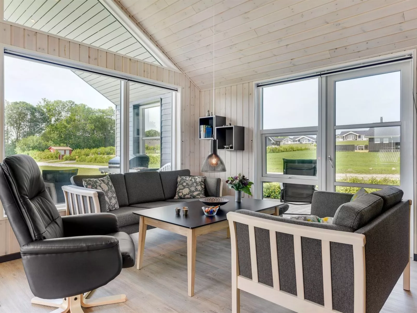 "Damiana" - 500m from the sea-Drinnen