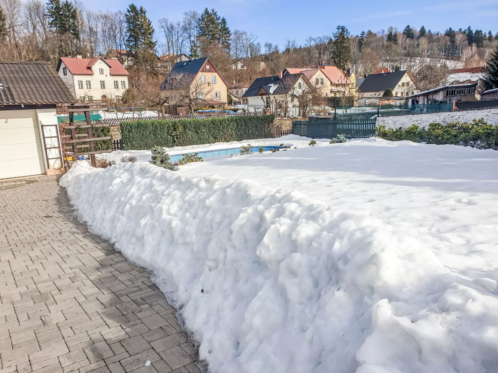 Pool & Sauna Vrchlabi-Outside