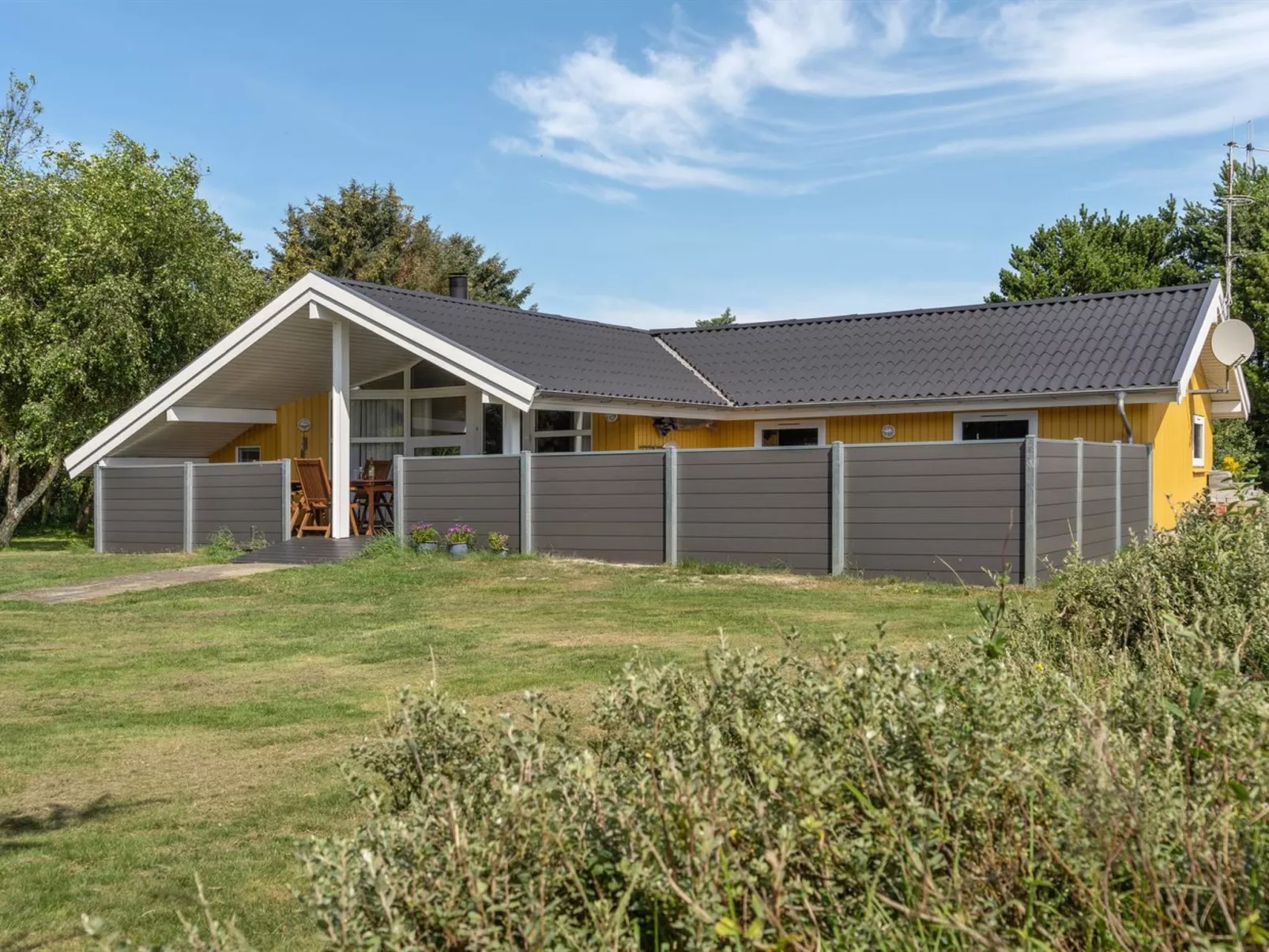 "Euphemia" - 900m from the sea-Outside