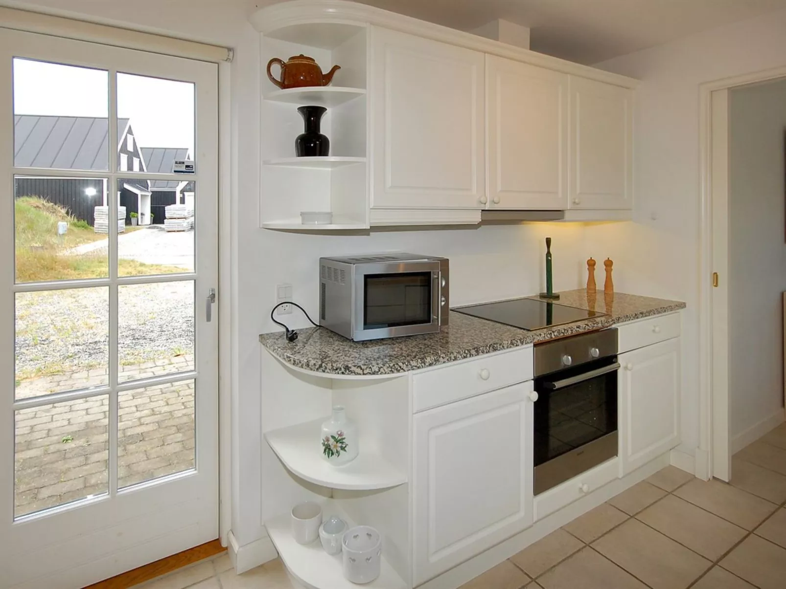 "Stine" - 1km from the sea-Drinnen