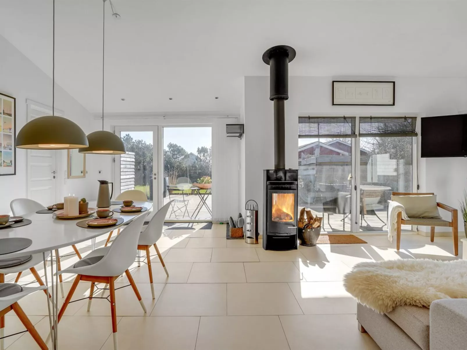 "Biorn" - 70m from the sea-Inside