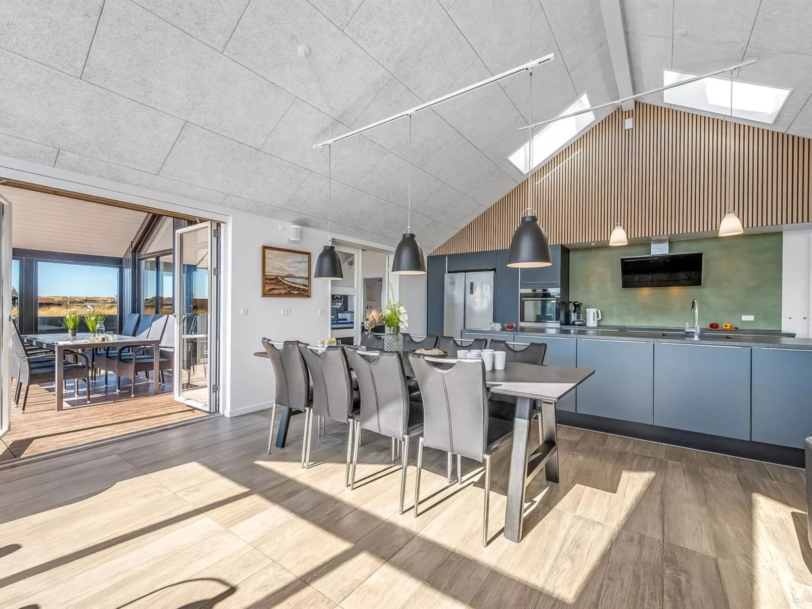 "Swante" -  from the sea-Inside