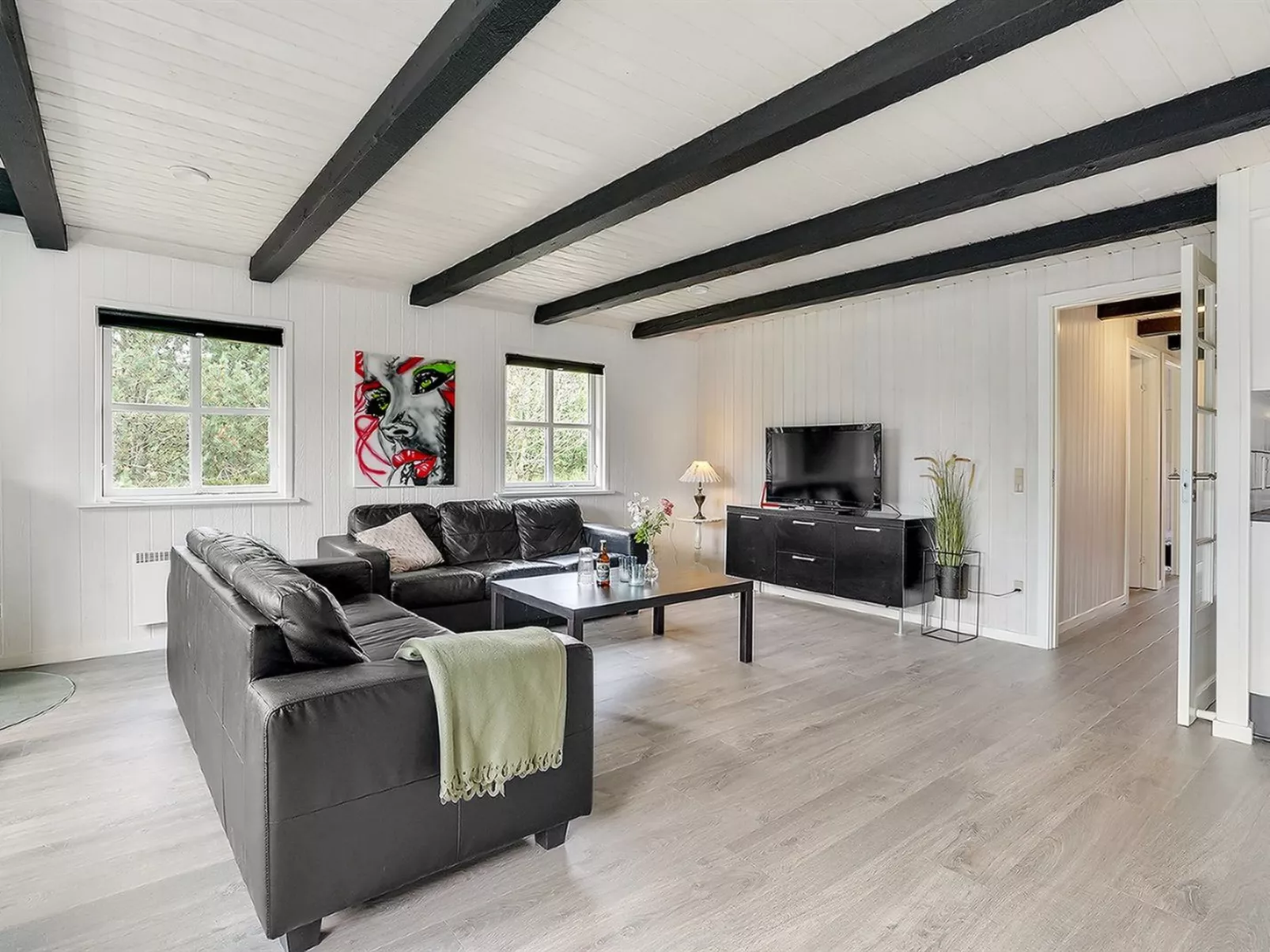 "Madalena" - 2.8km from the sea-Inside