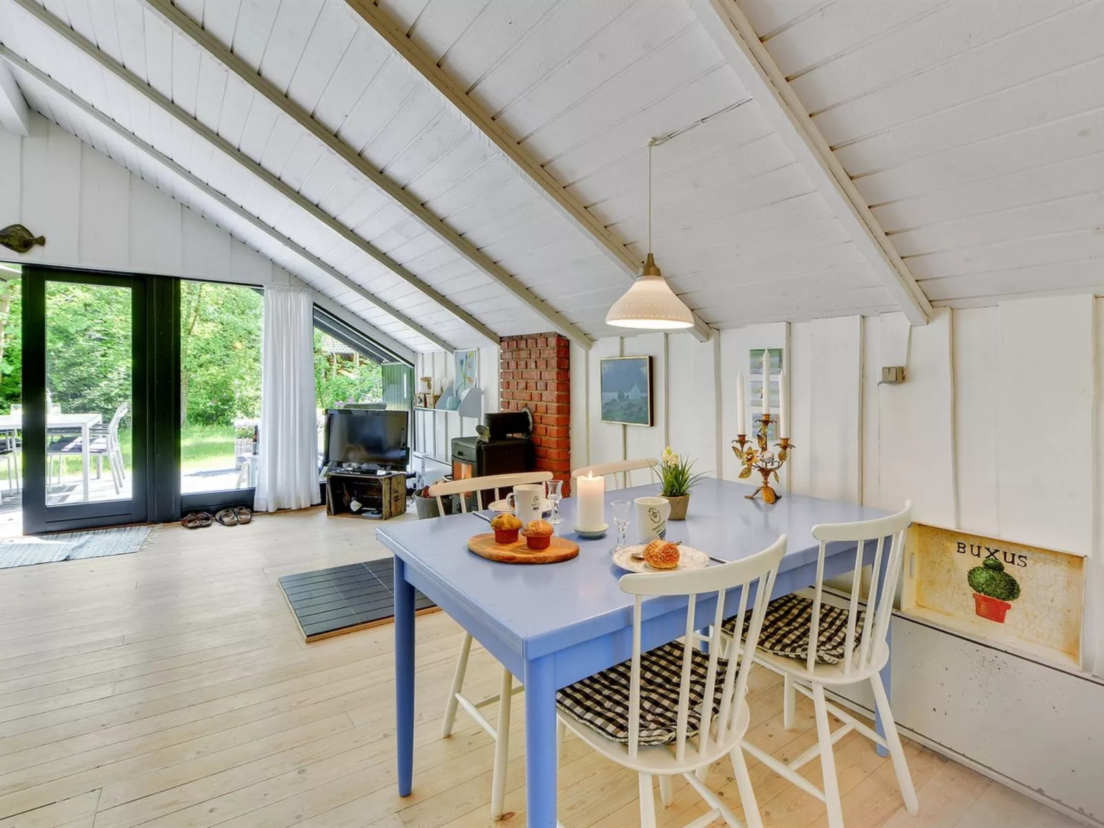 "Alika" - 200m to the fjord-Inside