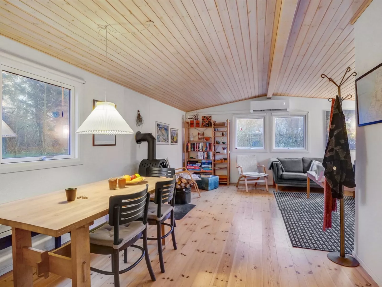 "Akke" - 150m to the fjord-Inside