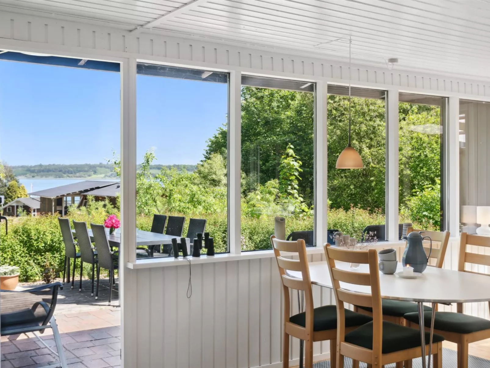 "Self" - 400m to the fjord-Inside