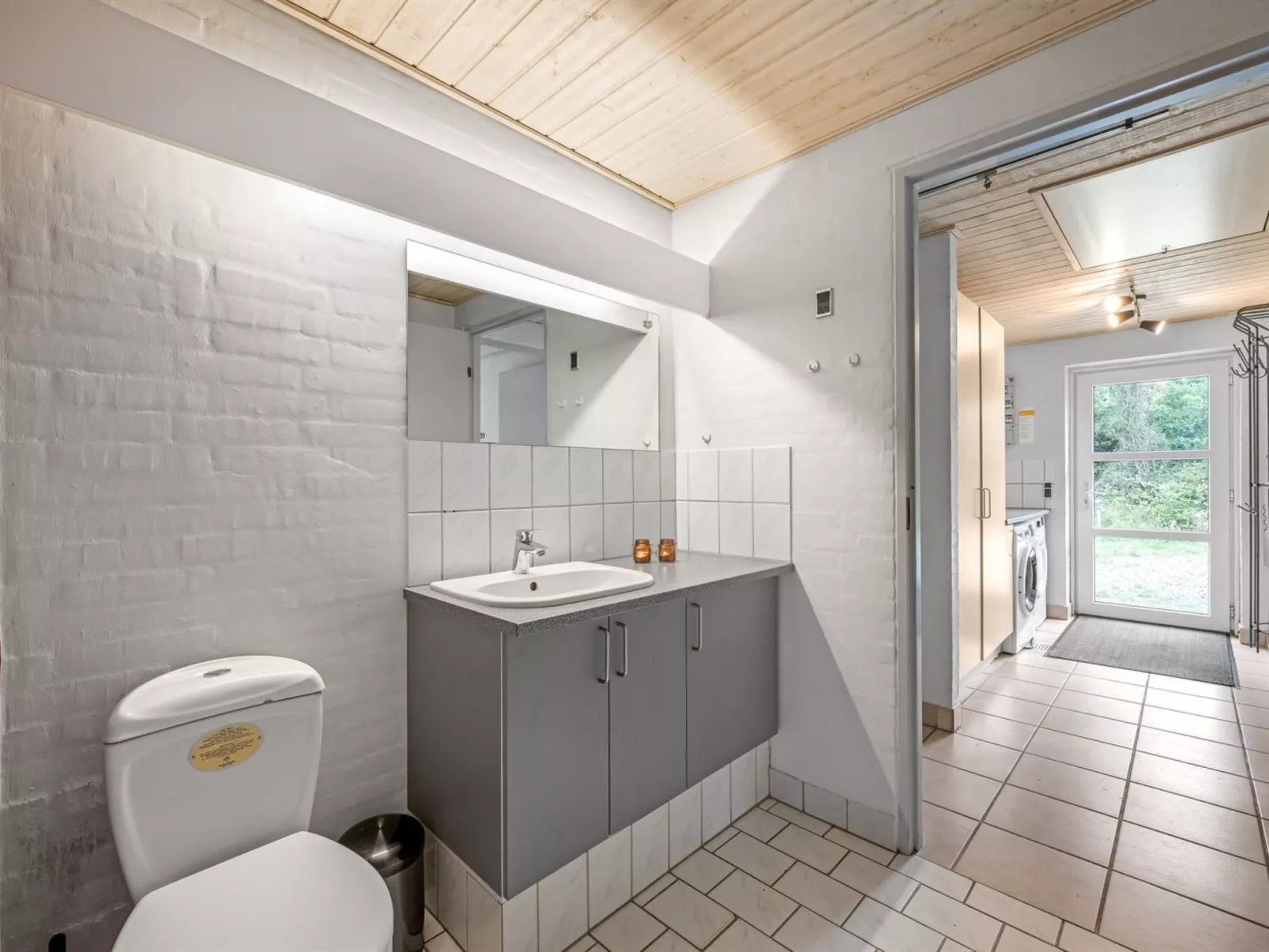 "Hedi" - 900m from the sea-Inside