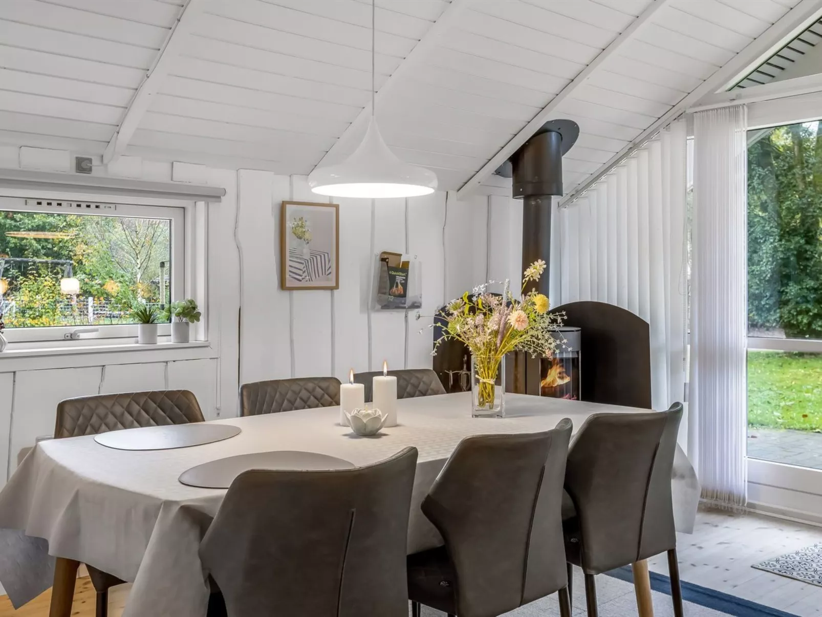 "Melisa" - 28km from the sea-Inside