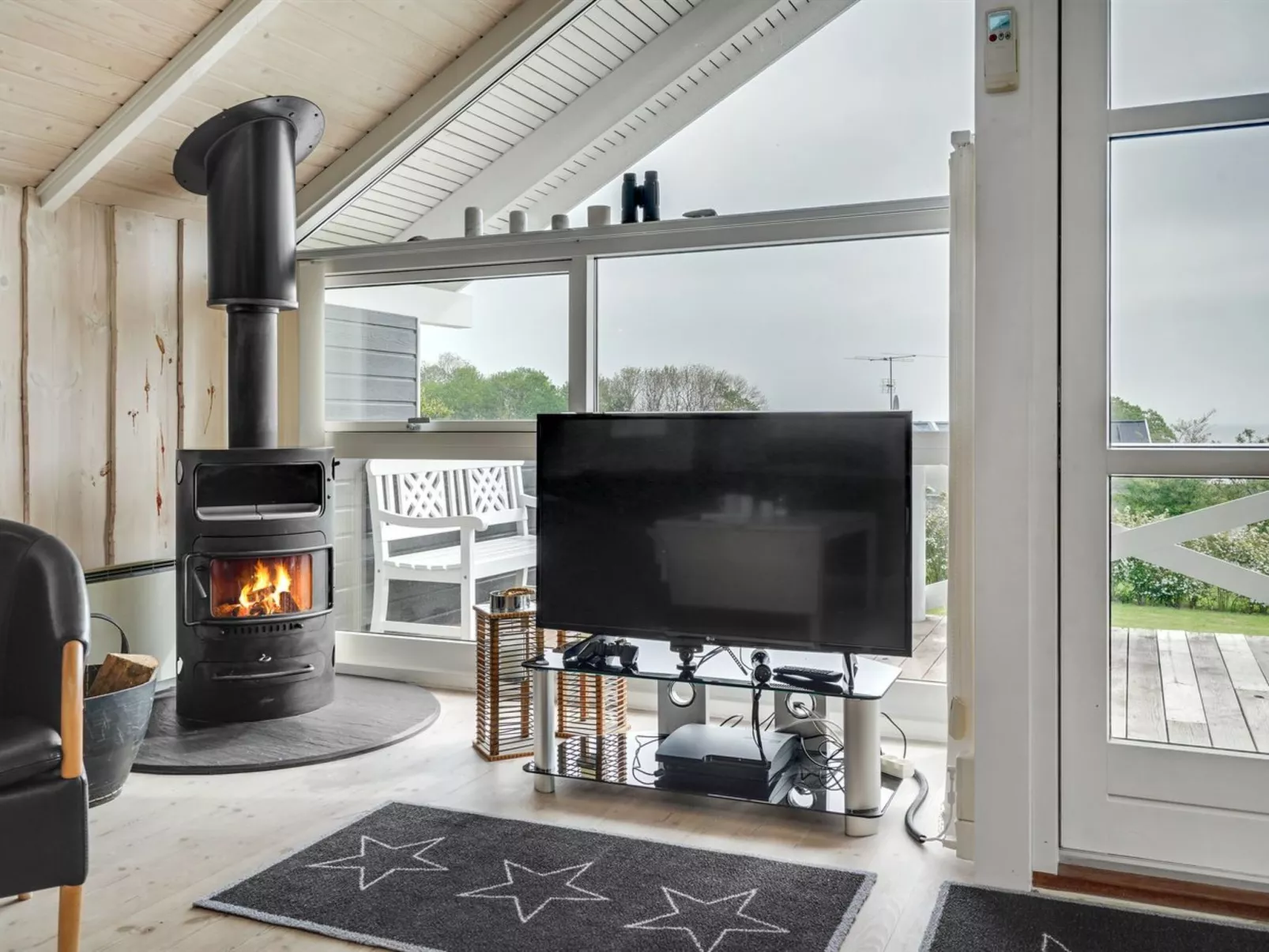 "Annvy" - 200m from the sea-Inside