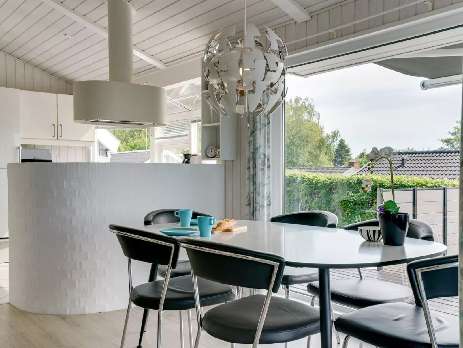 "Aasta" - 250m from the sea-Dedans