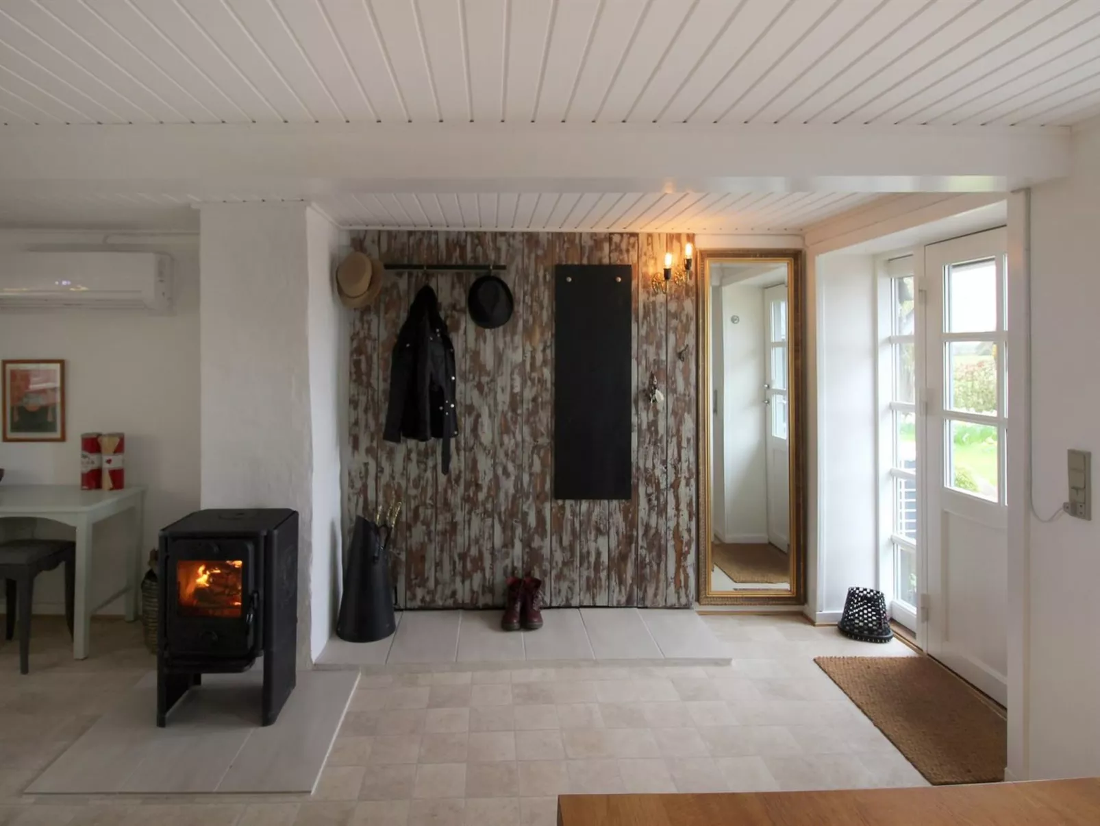 "Harre" - 300m from the sea-Inside