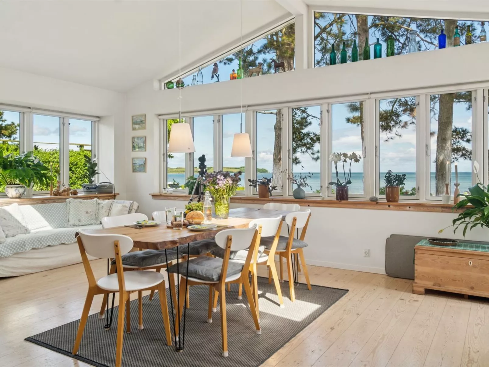 "Varma" - 25m from the sea-Drinnen