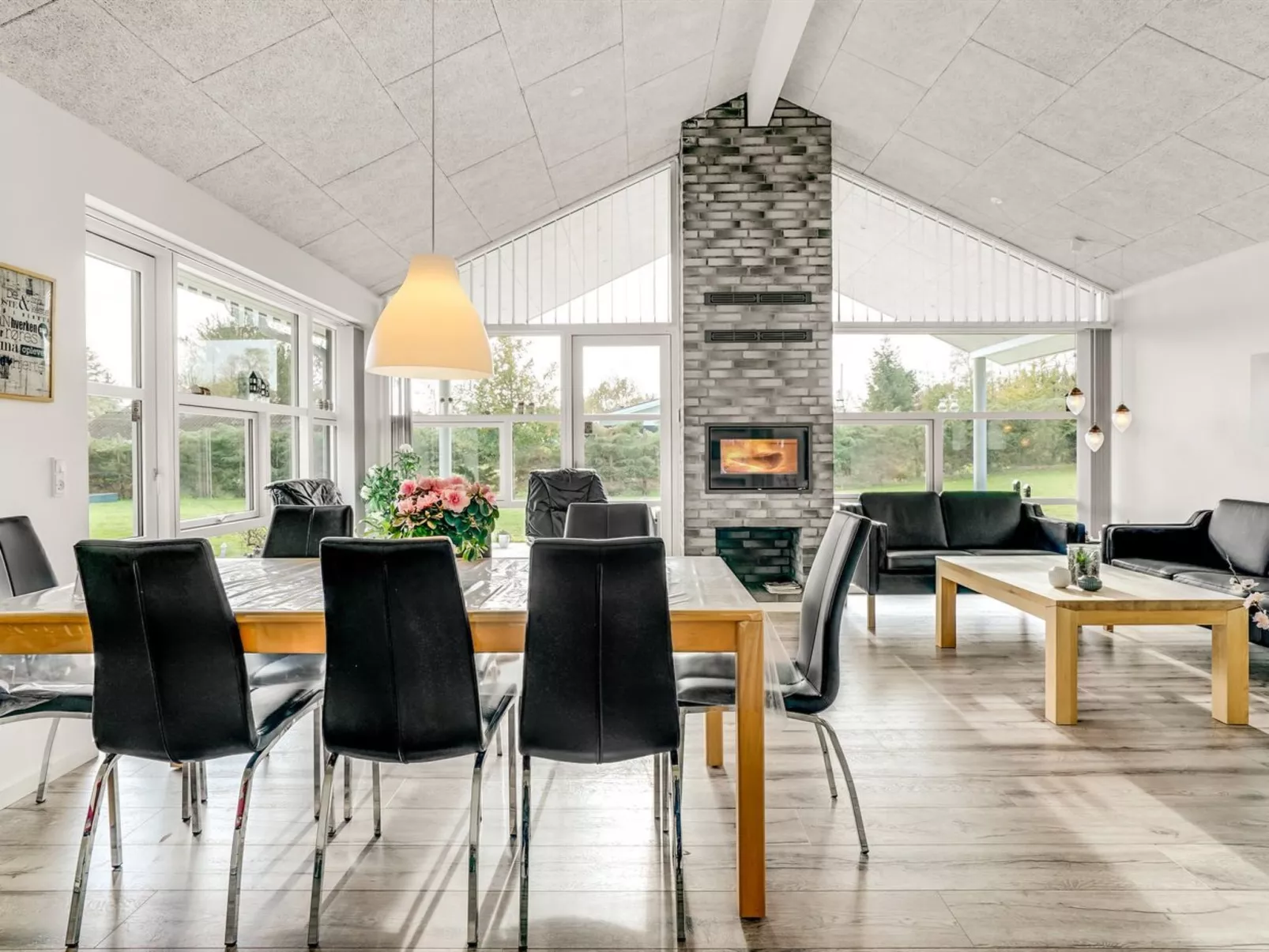 "Geri" - 700m from the sea-Inside